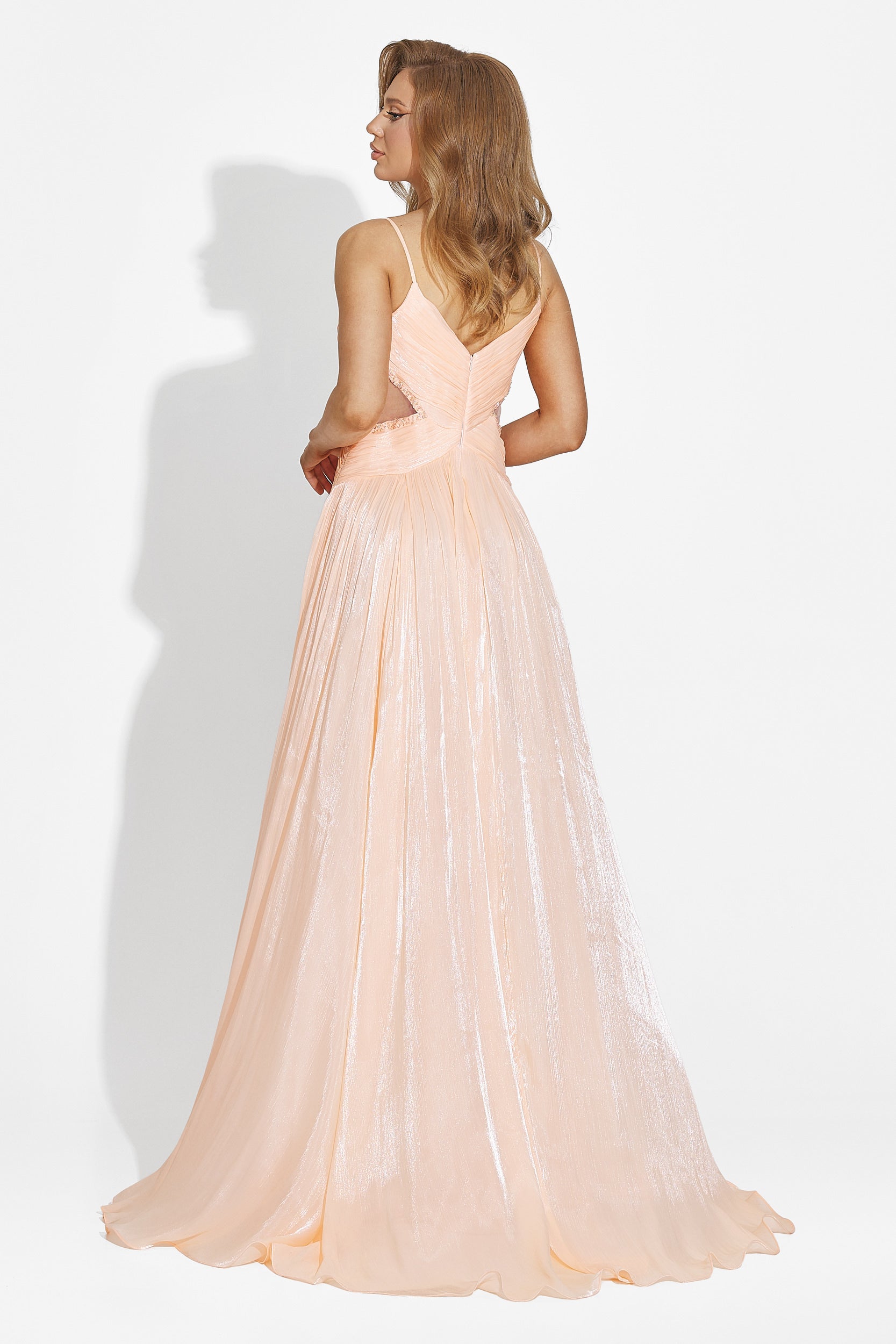 Дълга дамска рокля в праскова Latisha Bogas