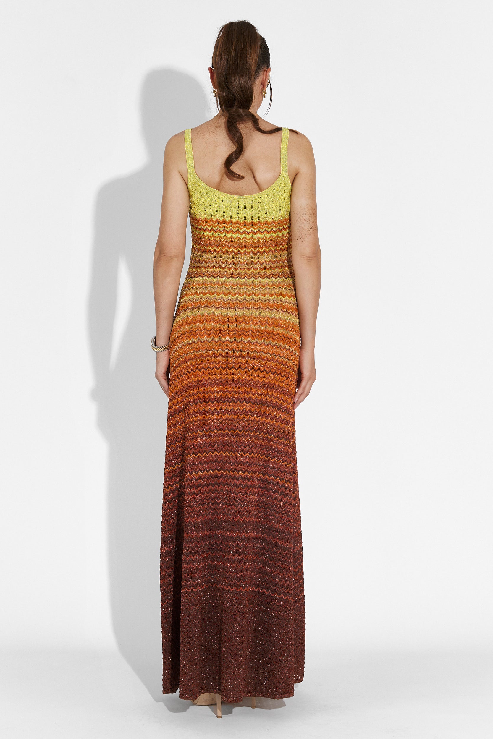 Дълга дамска рокля в портокалово Quimphy Bogas