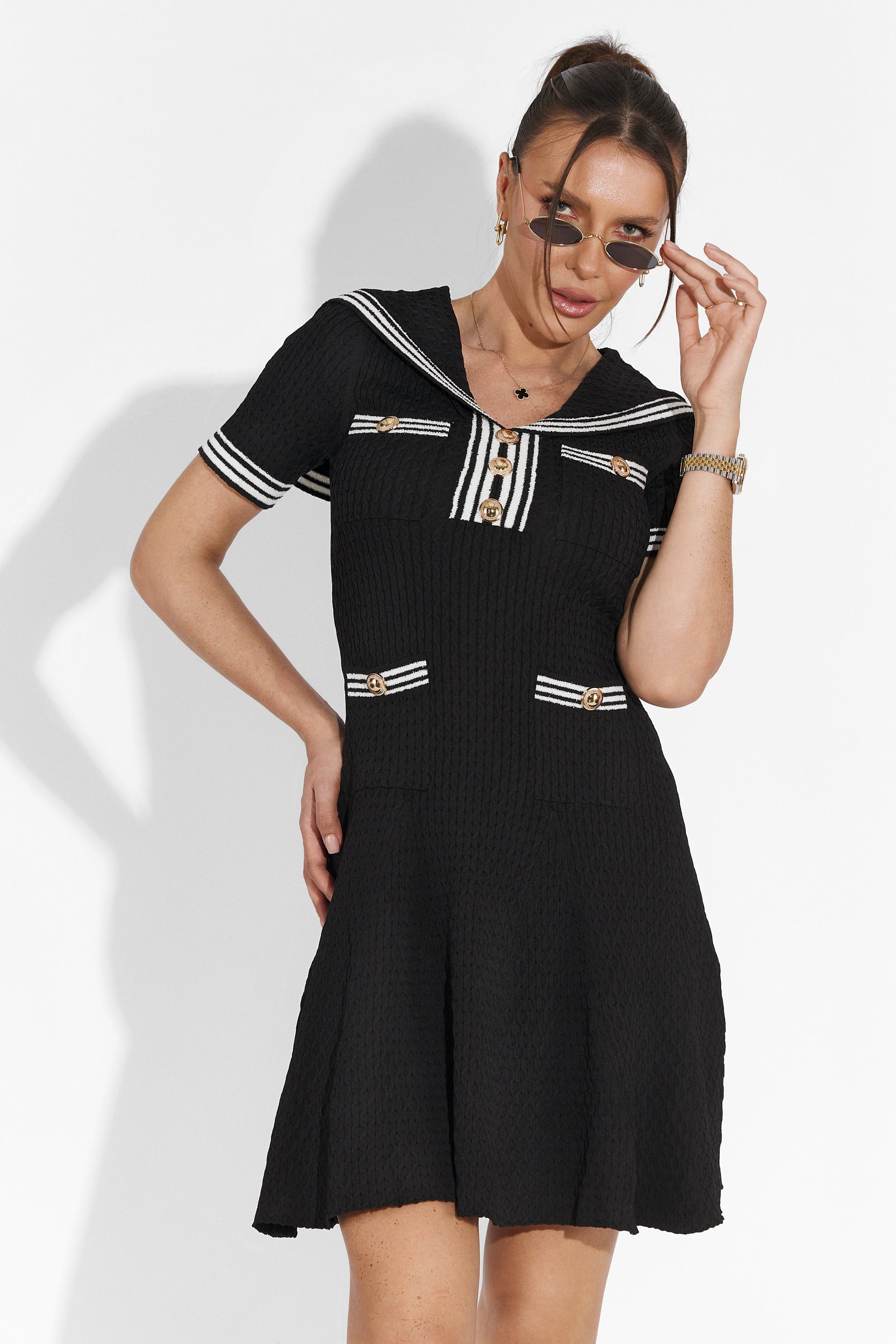 Къса черна рокля за жени Menas Bogas