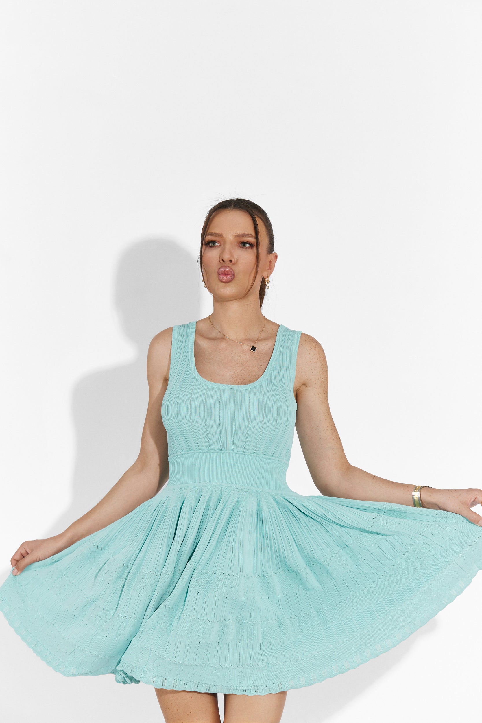 Къса дамска рокля в тюркоазен цвят Flimsy Bogas