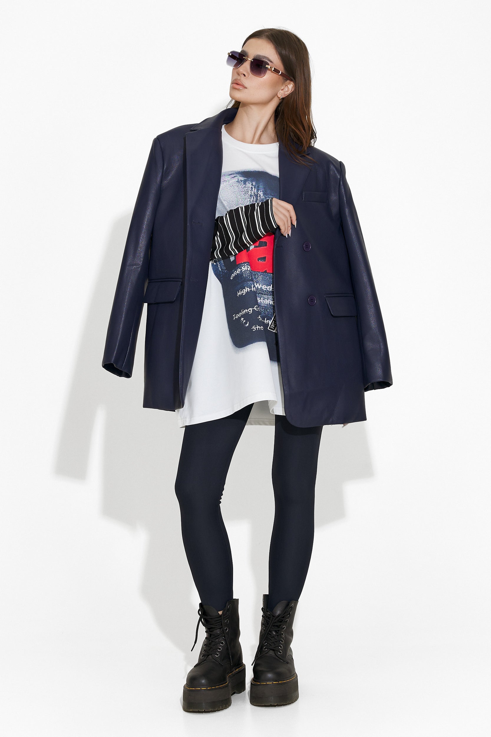 Елегантно дамско сако в тъмносиньо от Midisa Bogas