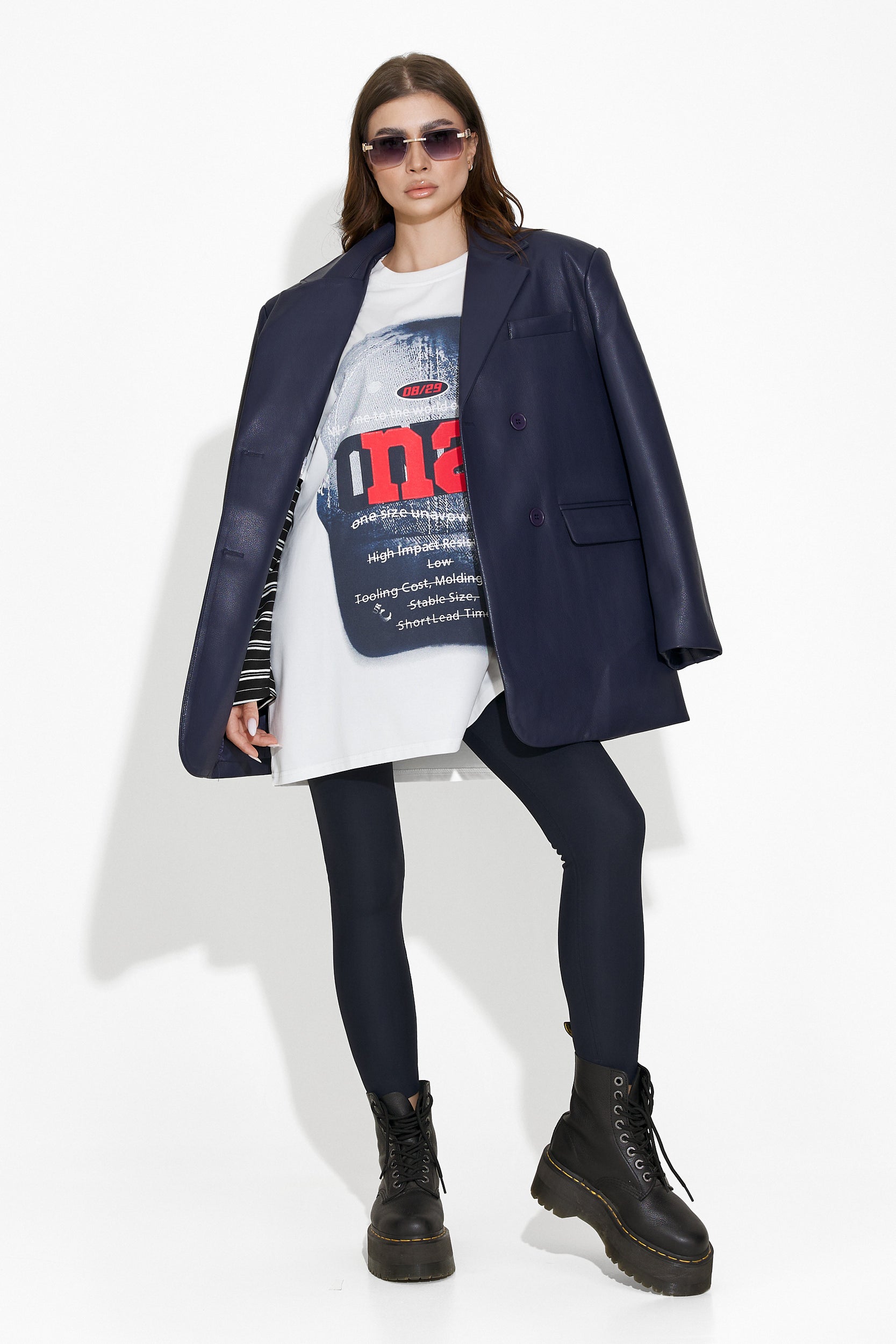 Елегантно дамско сако в тъмносиньо от Midisa Bogas