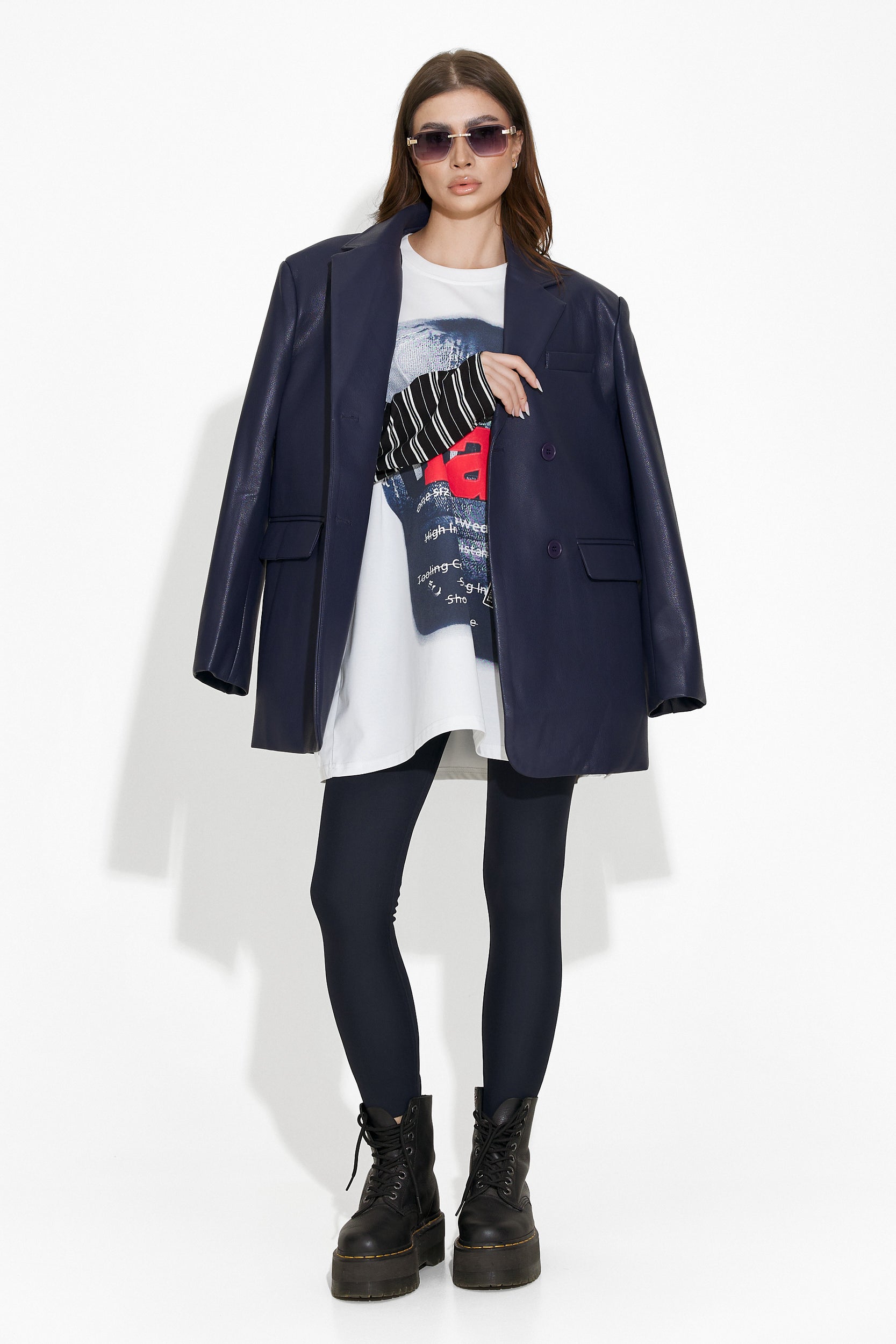 Елегантно дамско сако в тъмносиньо от Midisa Bogas