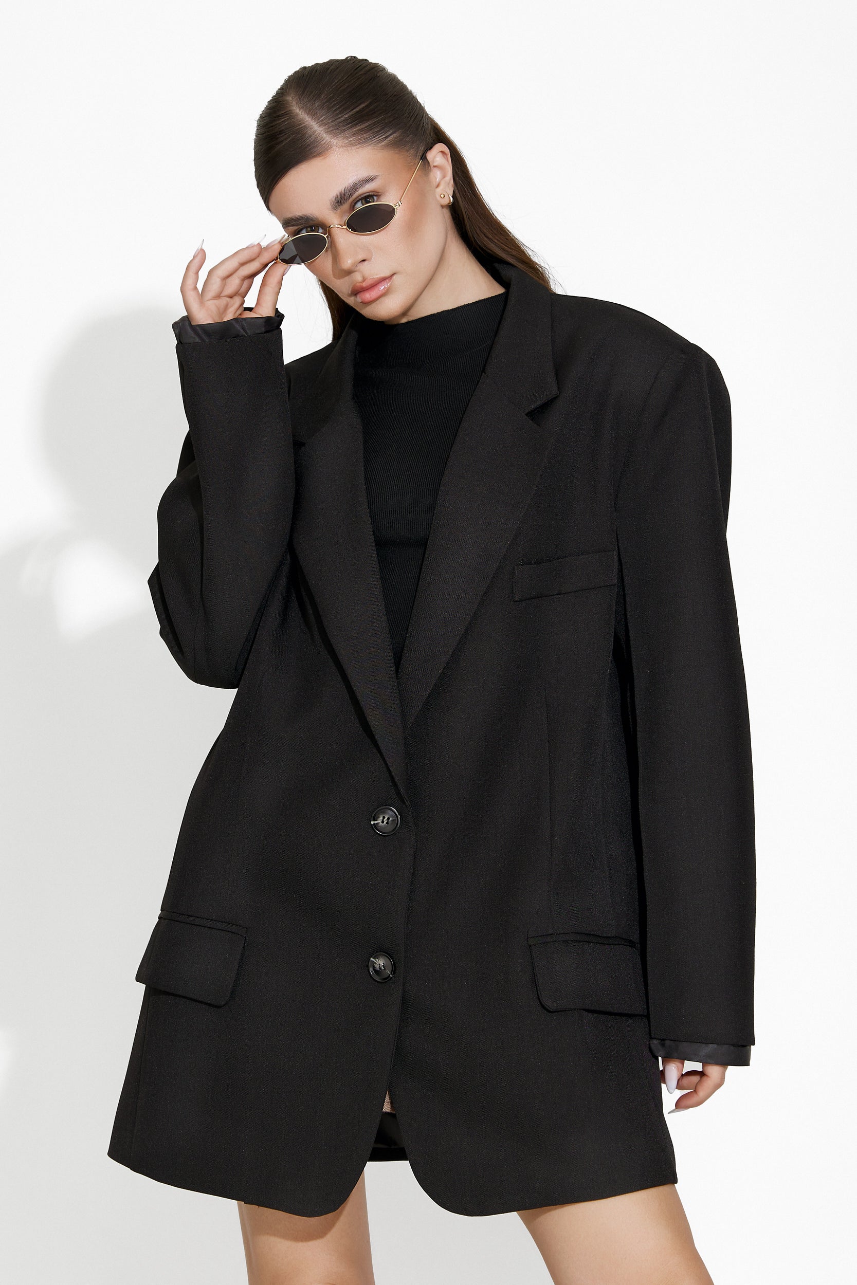 Елегантно дамско сако в черно Crila Bogas