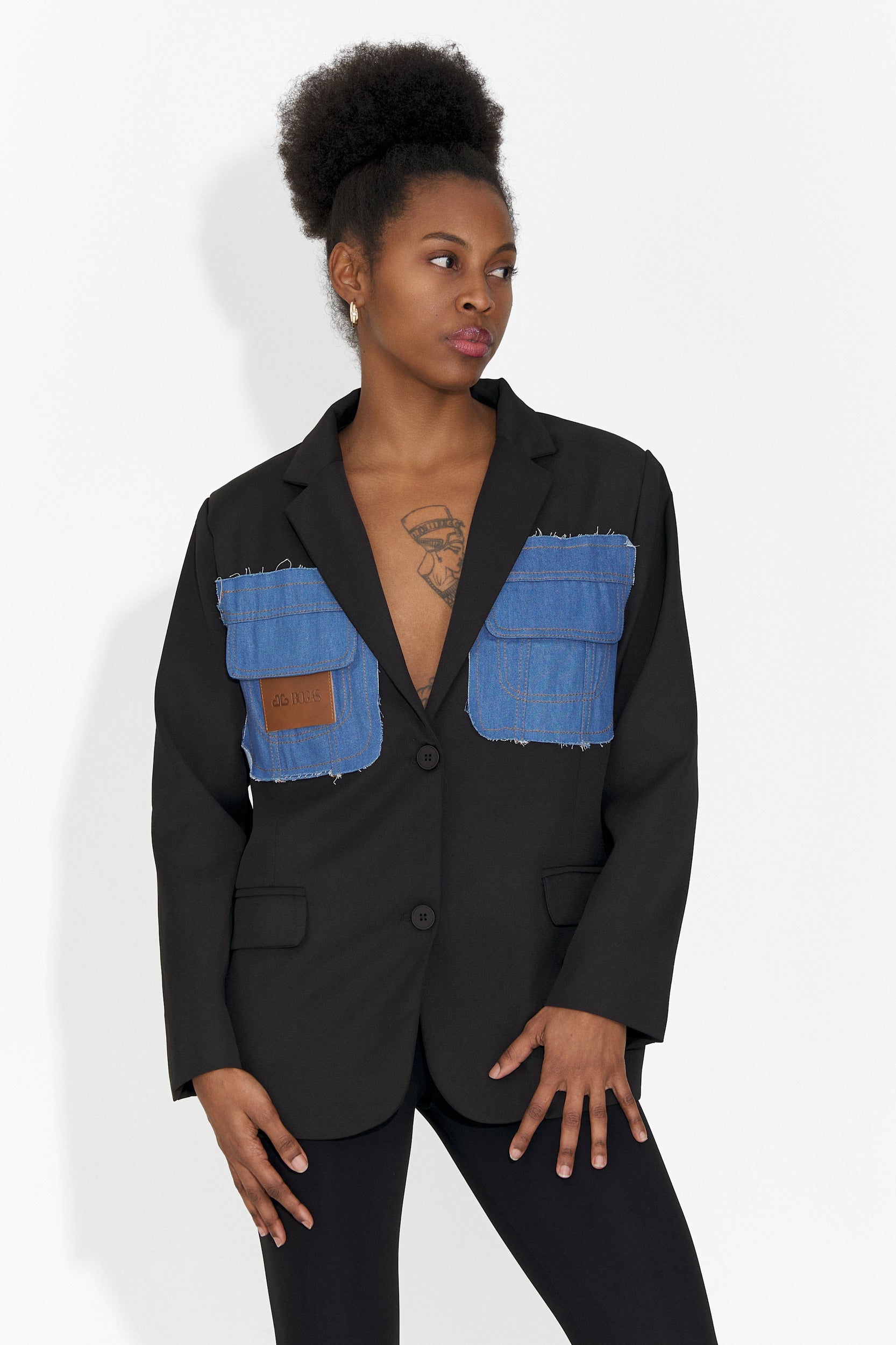 Елегантно дамско сако черно Graziela Bogas