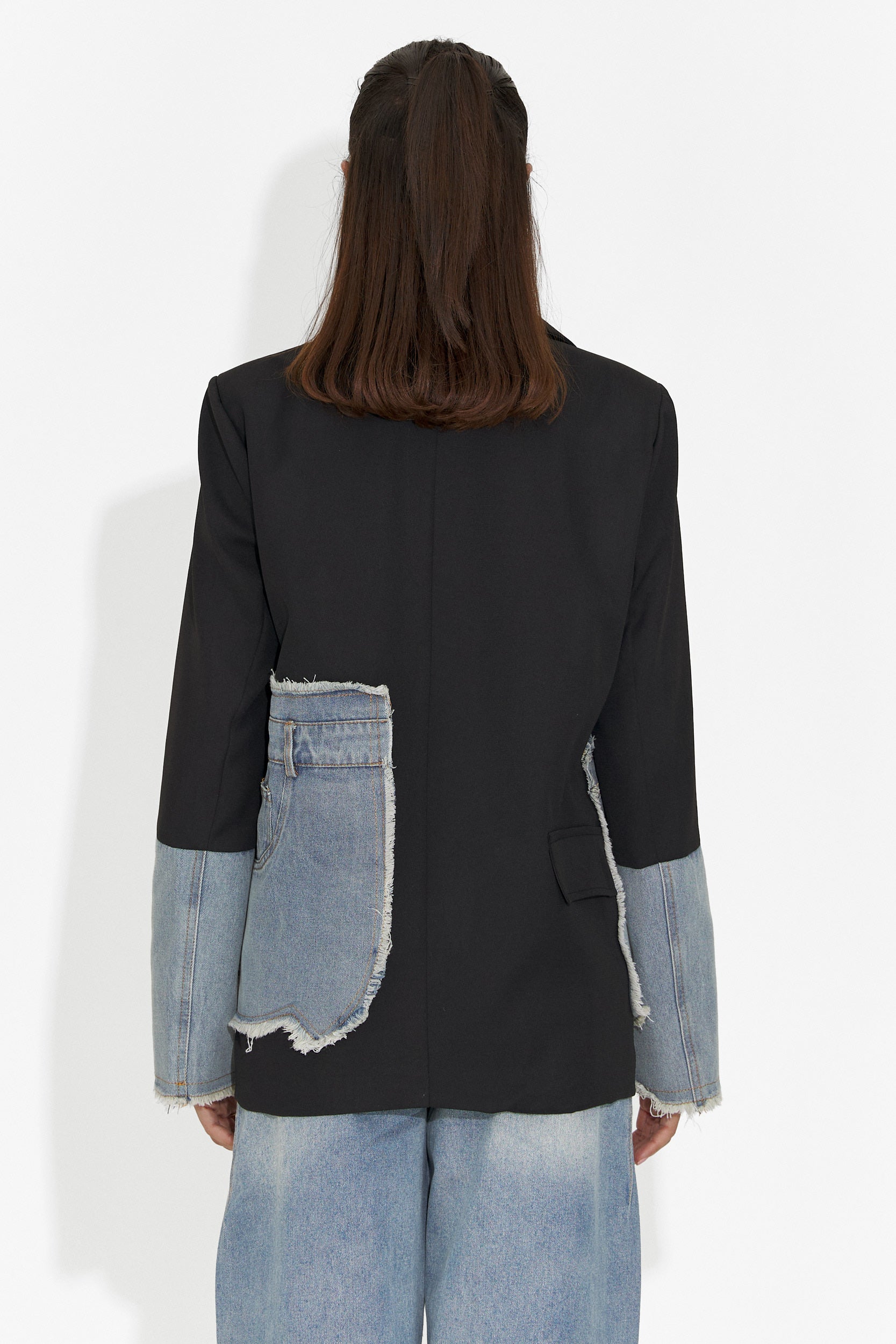 Елегантно дамско сако в черно Rafaelia Bogas