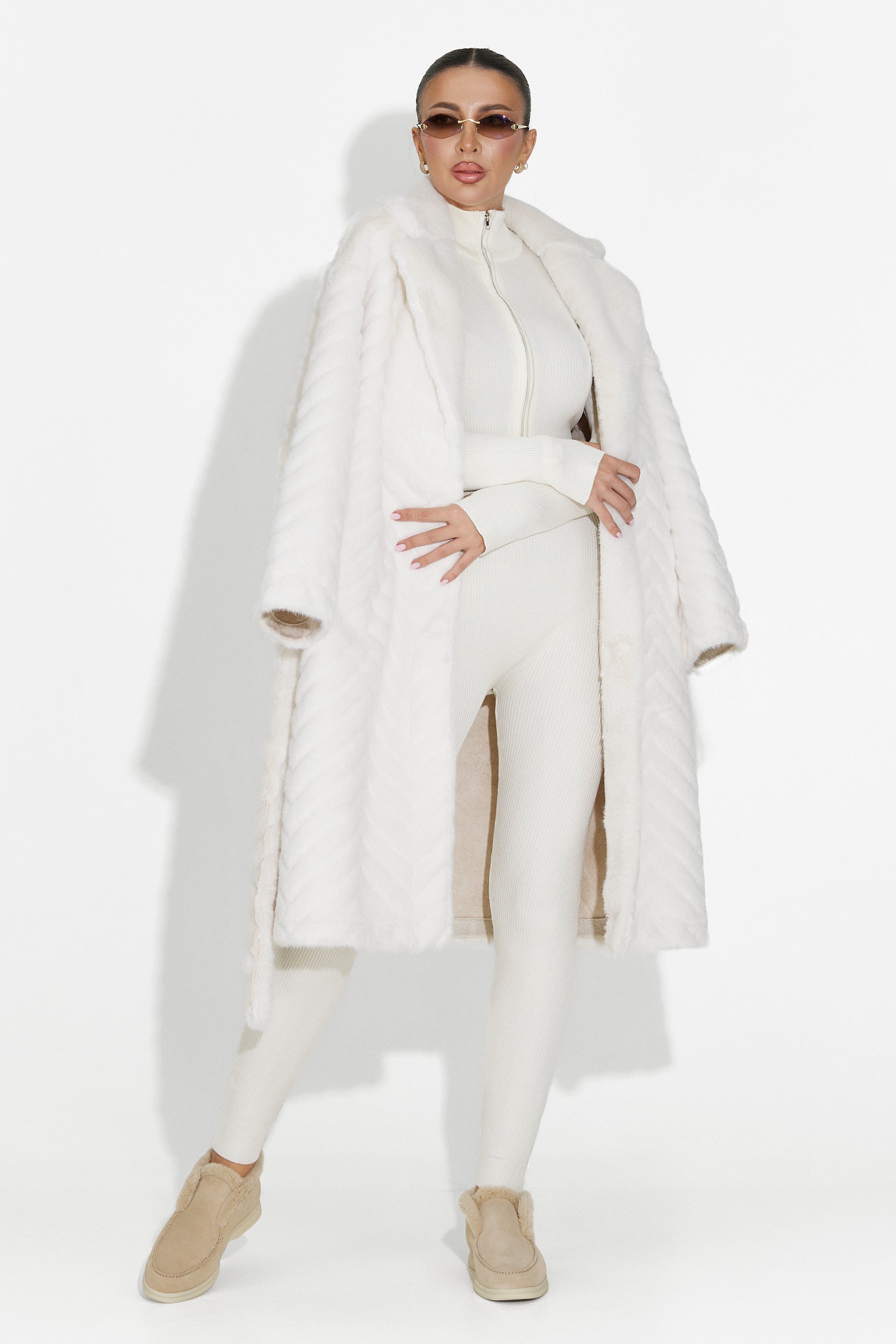 Кежуал дамски късмон в бежово Elivra Bogas