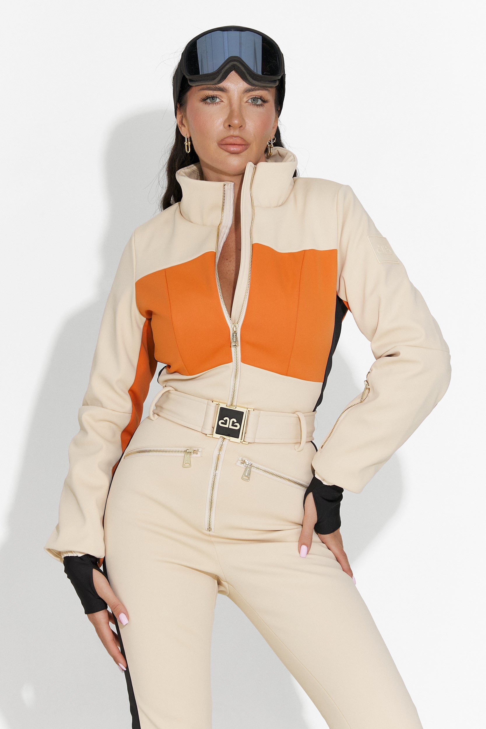 Спортно-елегантен бежов скиорски костюм Vernoa Bogas