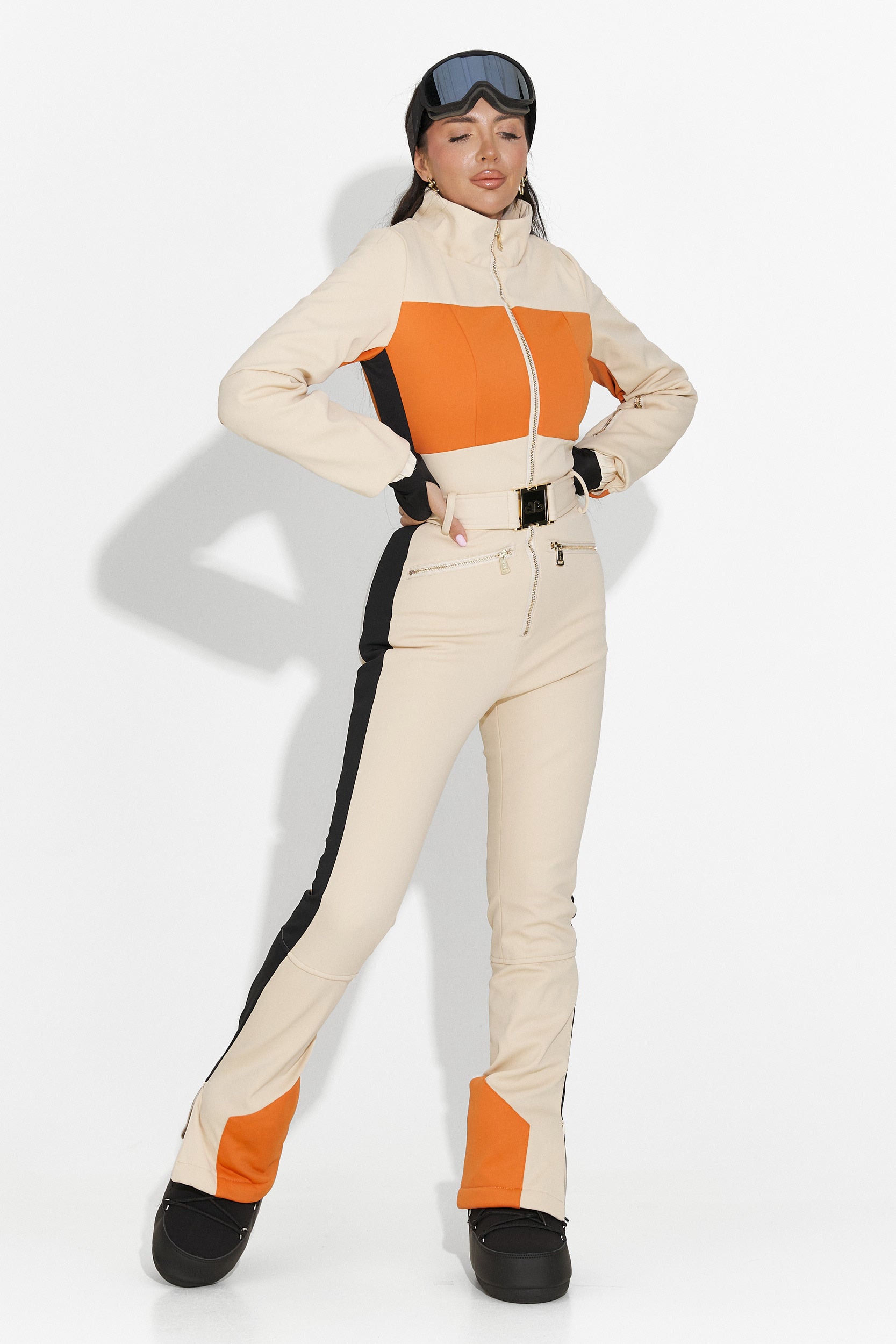 Спортно-елегантен бежов скиорски костюм Vernoa Bogas