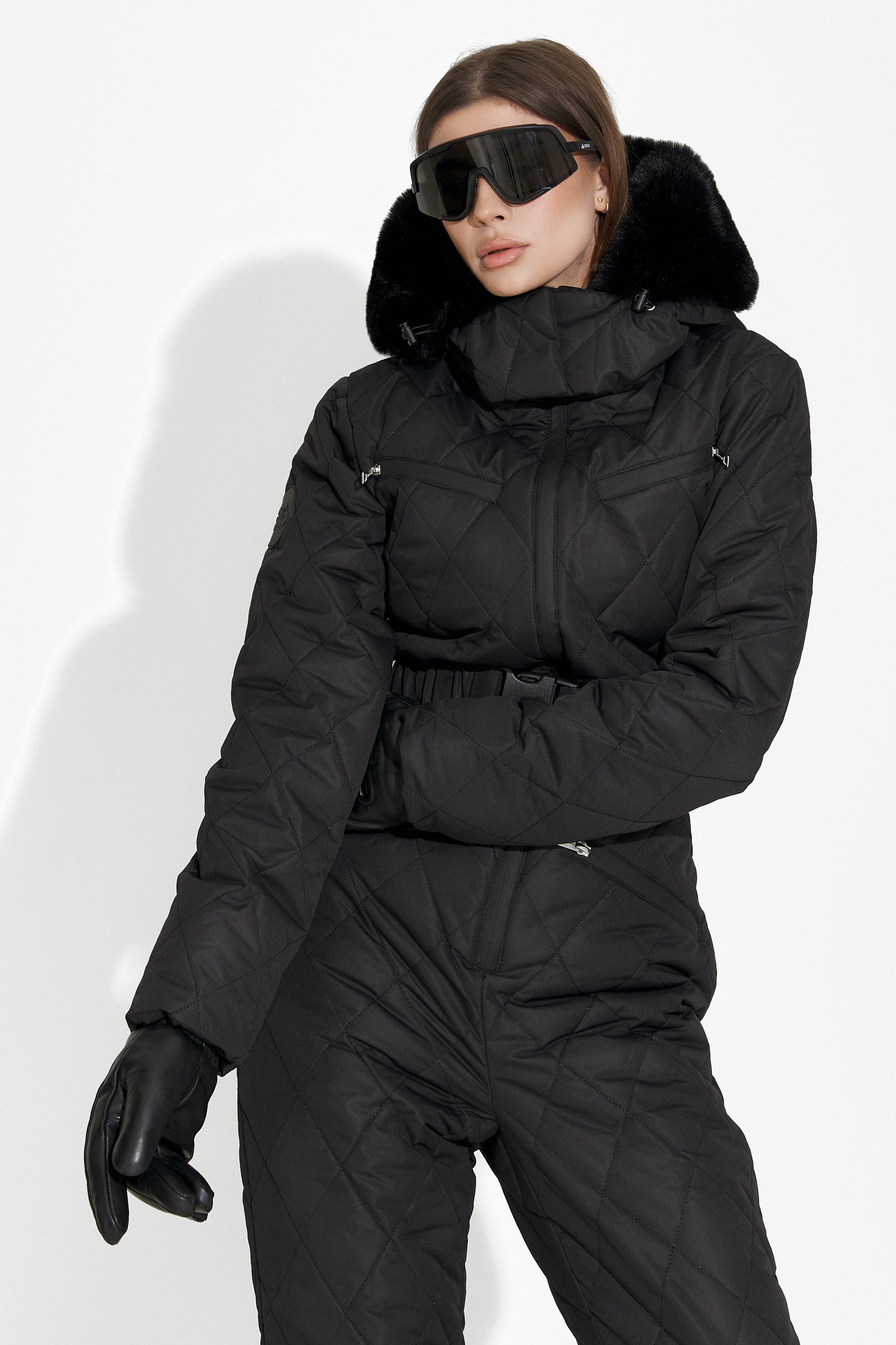 Черен спортно-елегантен скиорски костюм Valene Bogas