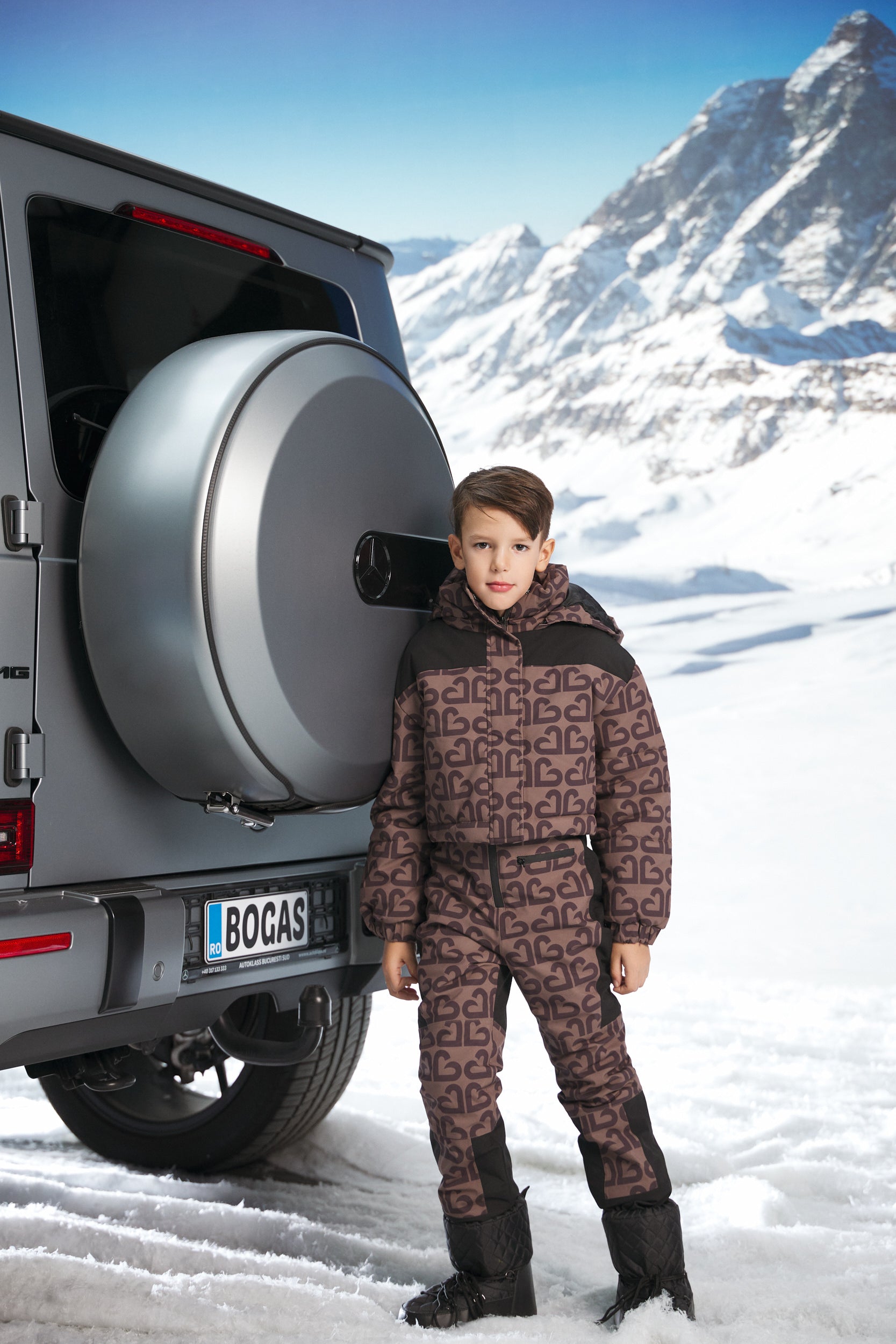 Ски облекло за деца в кафяво Alisone Bogas