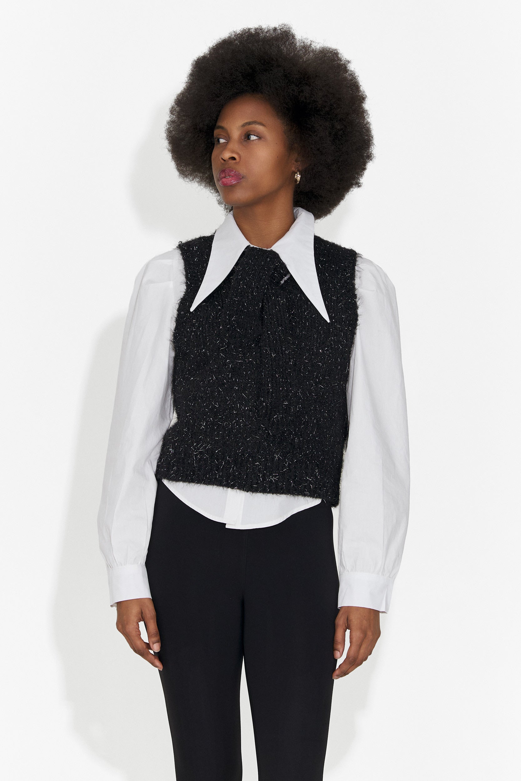 Комплект от 3 части риза + жилетка + вратовръзка черно Изаура Богас