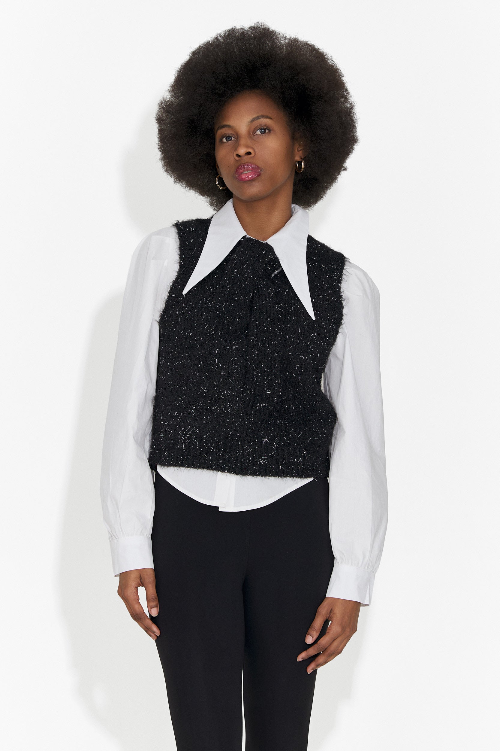 Комплект от 3 части риза + жилетка + вратовръзка черно Изаура Богас