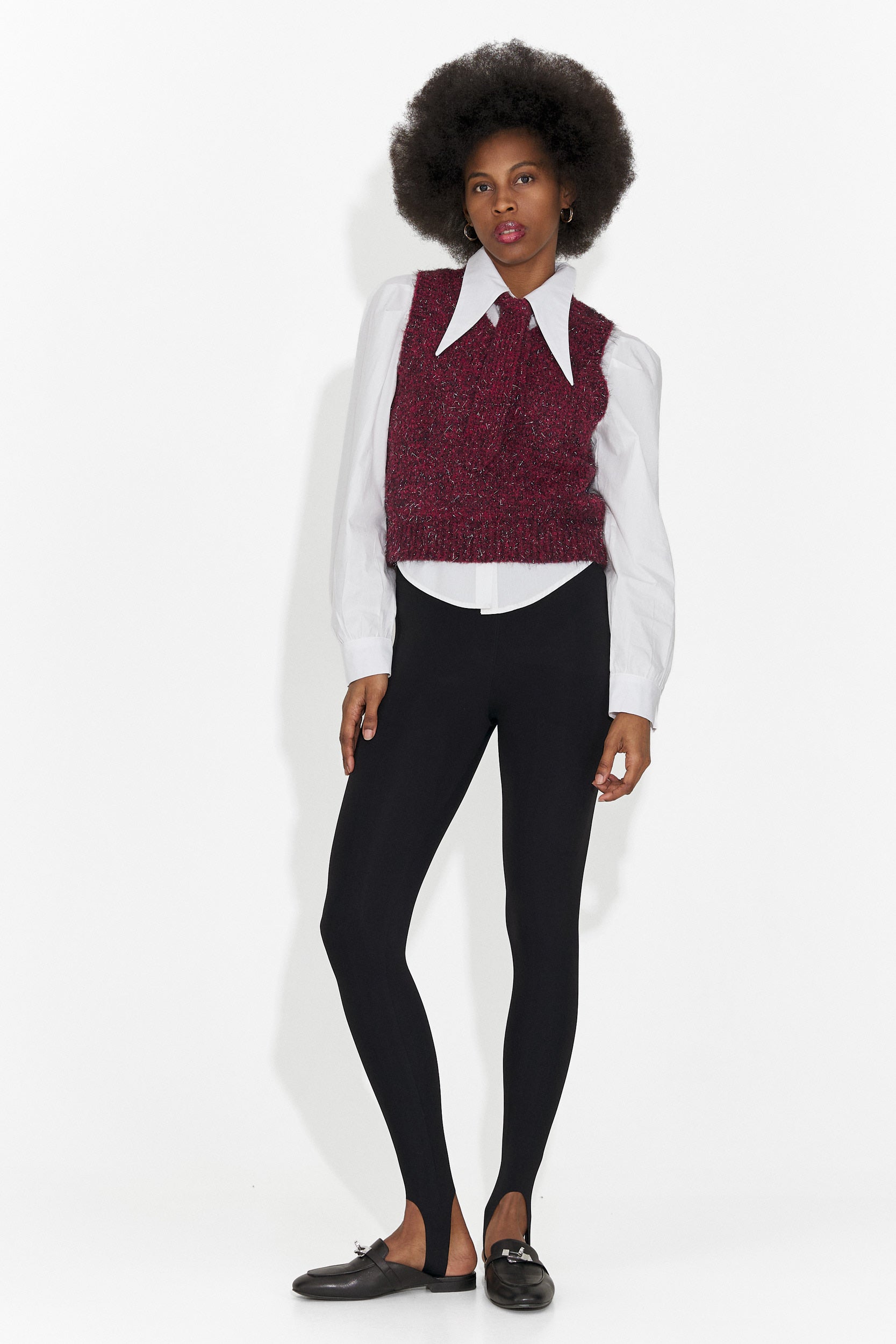 Комплект от 3 части риза + жилетка + вратовръзка бордо Изаура Богас