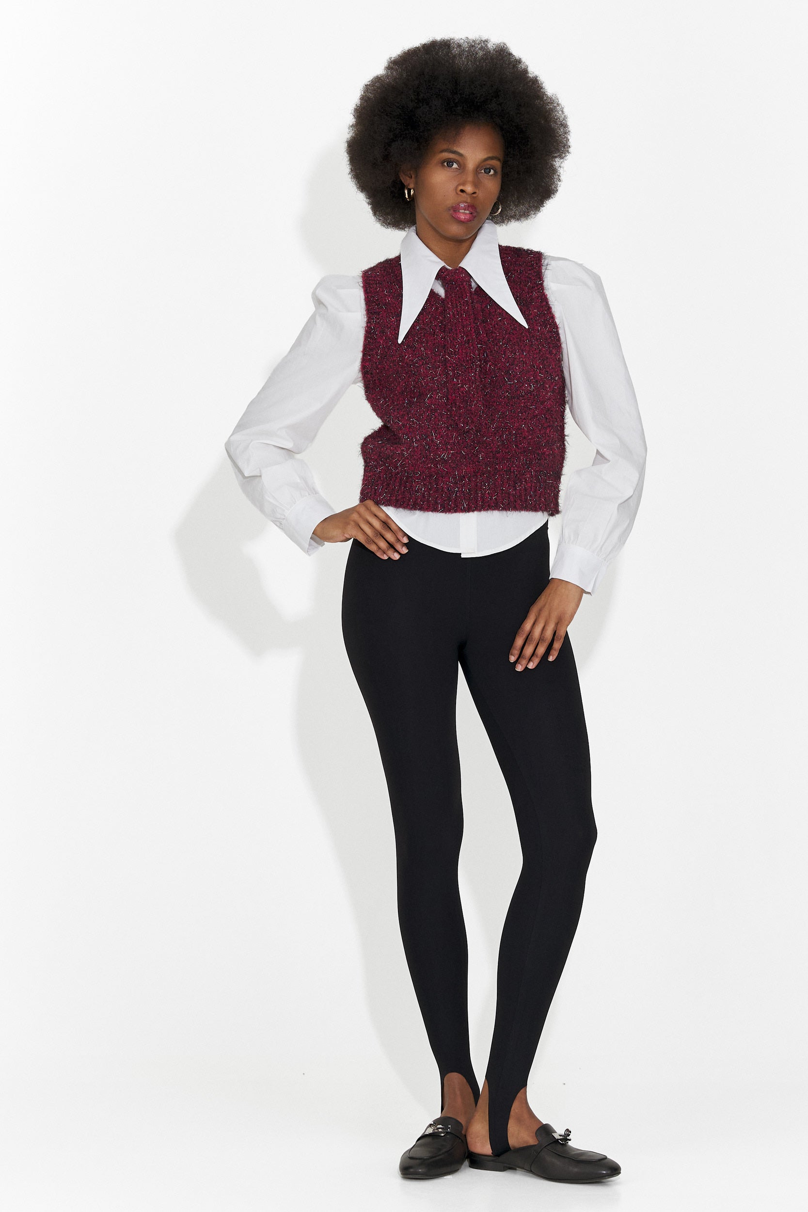 Комплект от 3 части риза + жилетка + вратовръзка бордо Изаура Богас