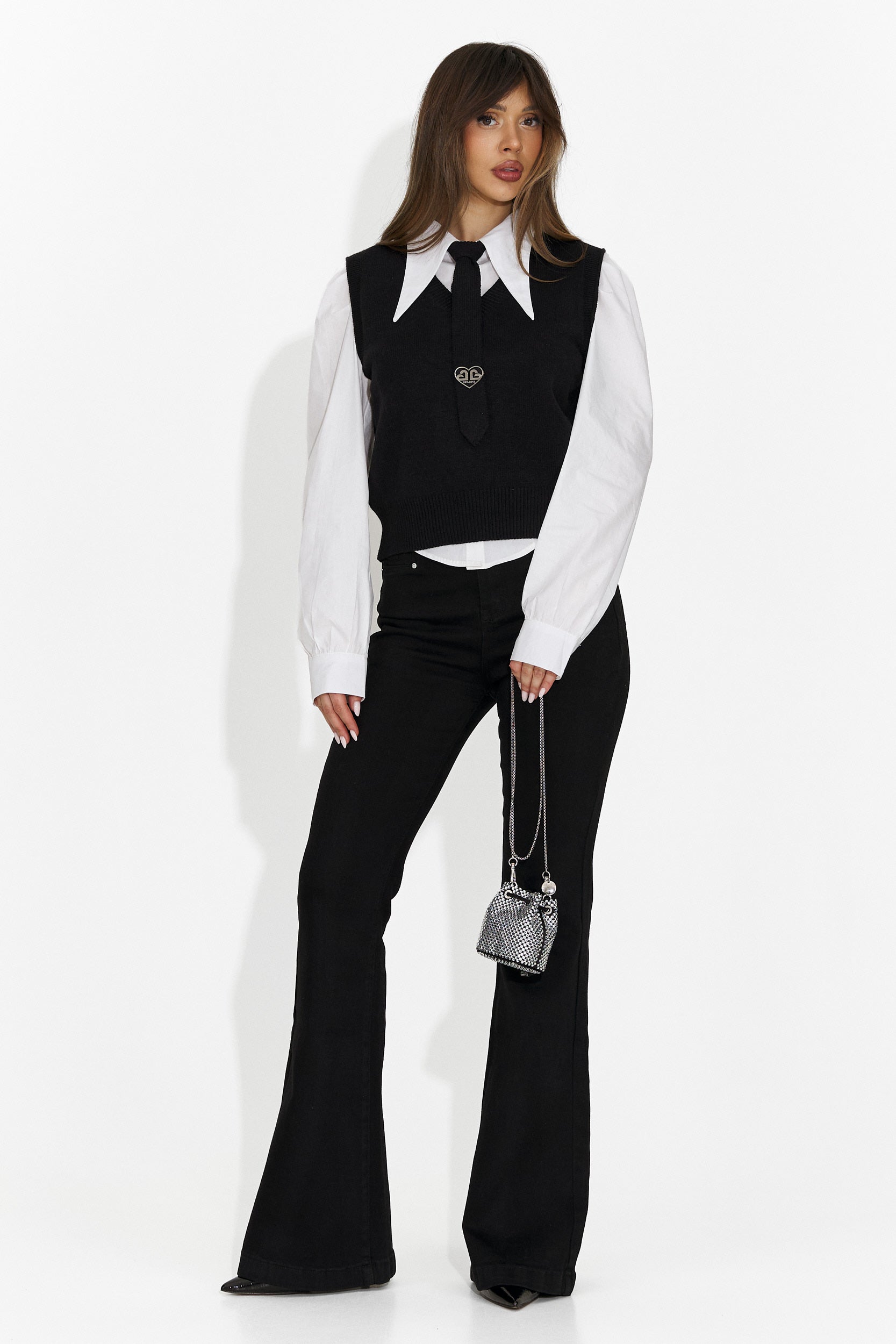 Комплект дамски 3 части риза + жилетка + черна вратовръзка Ofeliana Bogas