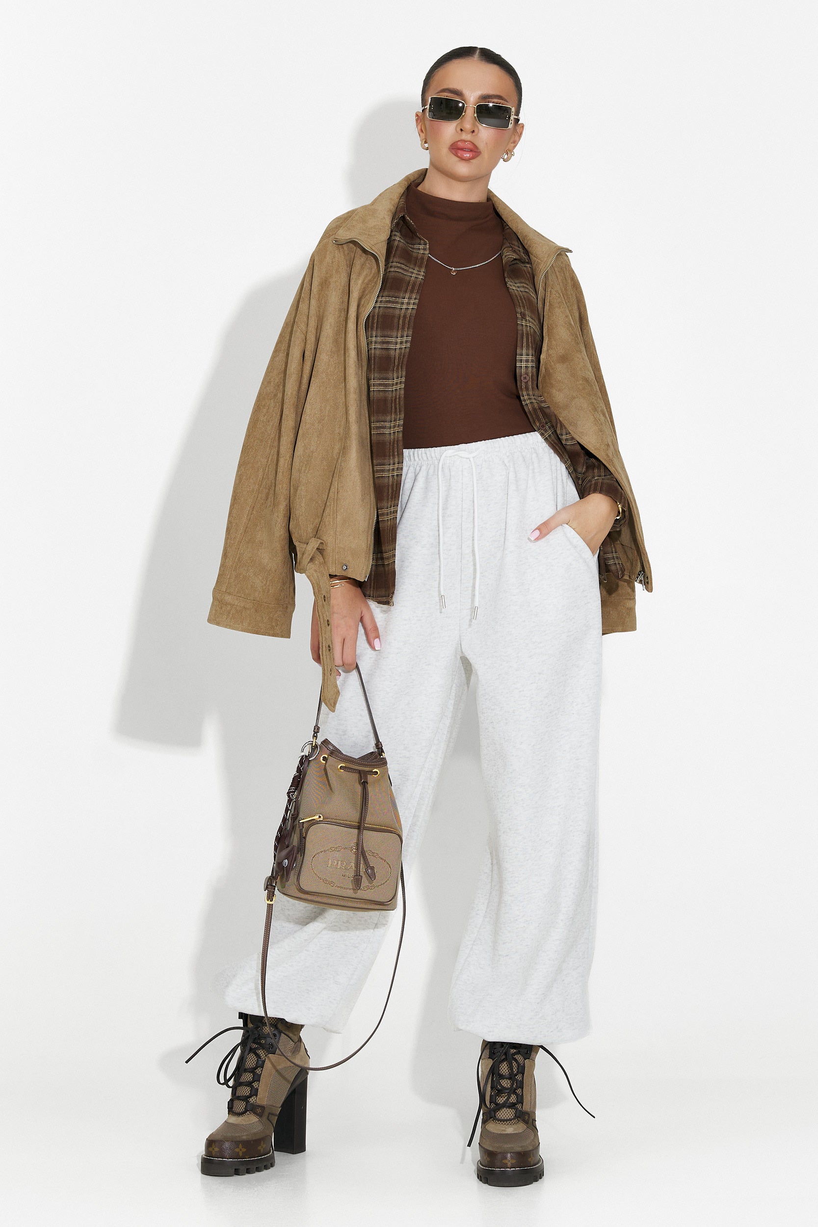 Комплект дамска риза + потник в кафяво Arlete Bogas