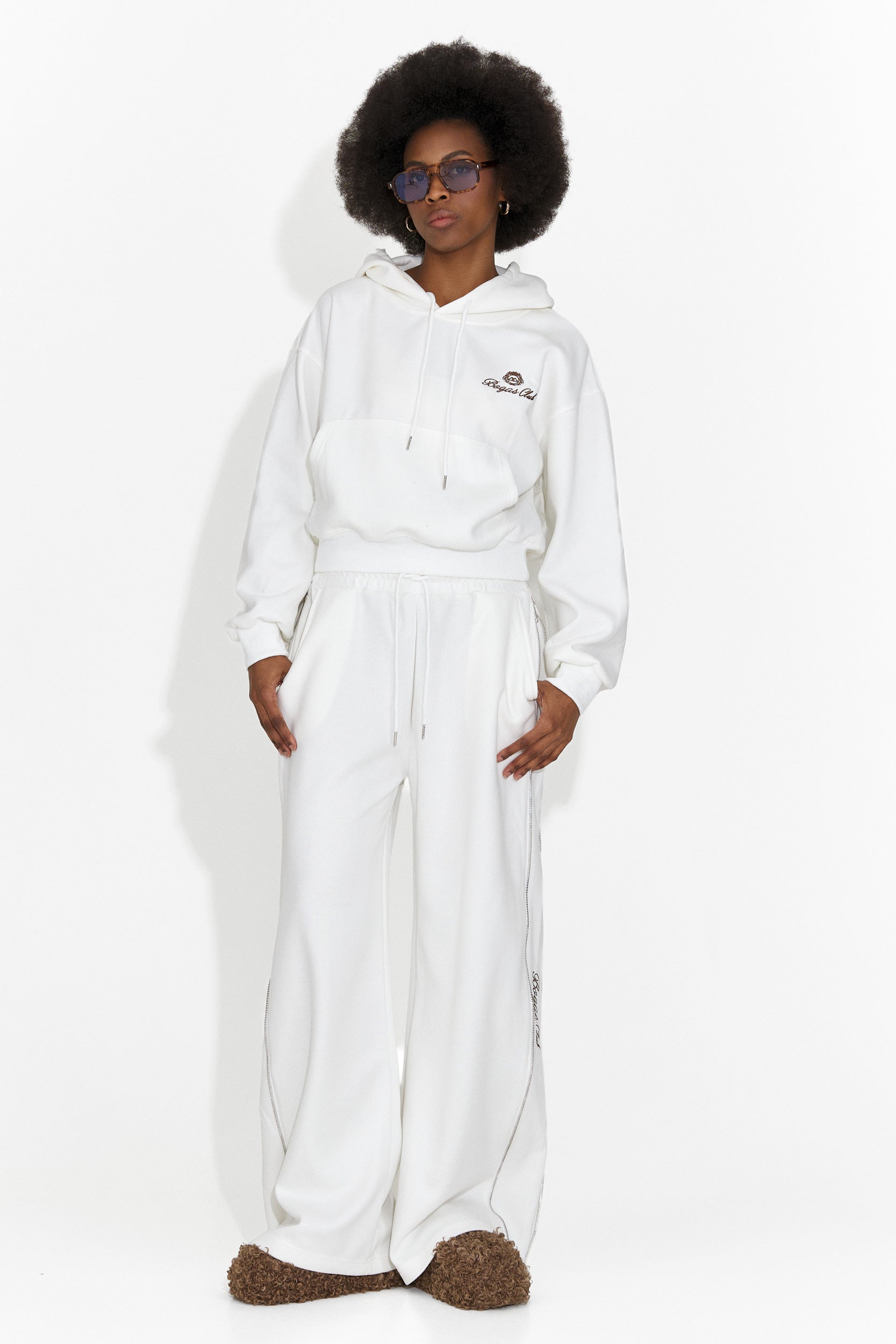 Дамски ежедневен бял анцуг Damarisa Bogas