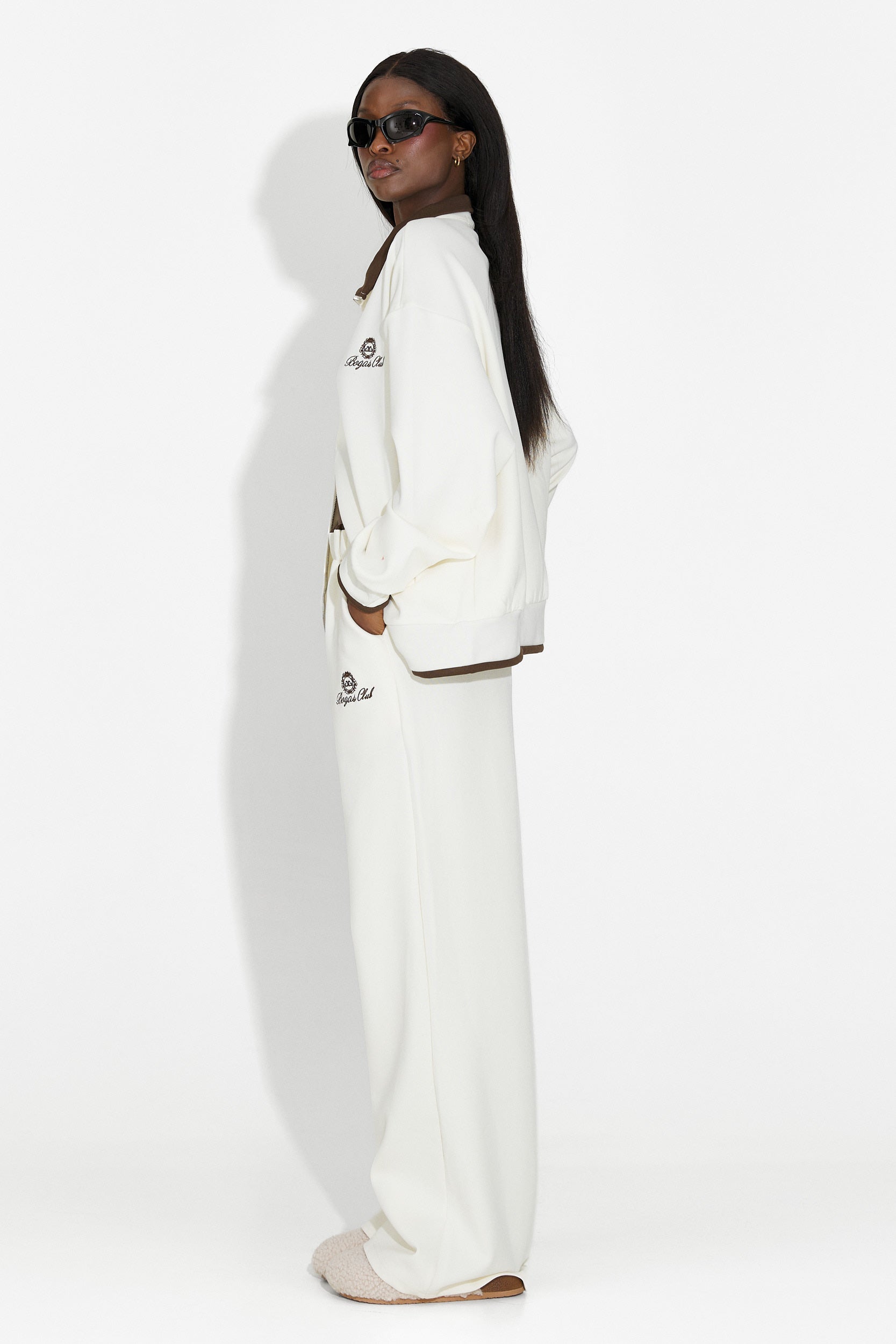 Дамско ежедневно облекло за тренировка в бежово Lysara Bogas