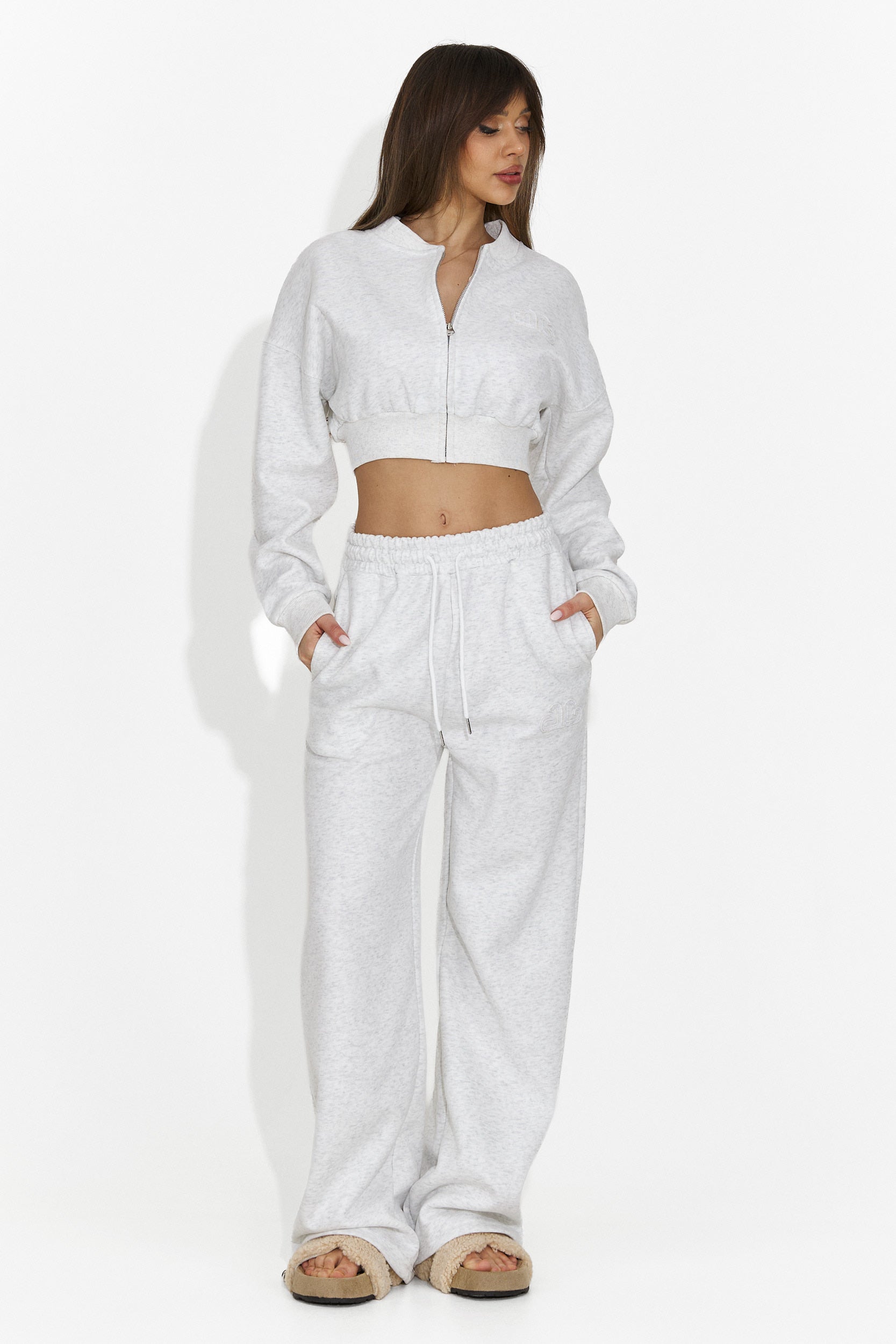 Дамски спортен комплект сив Ofelya Bogas