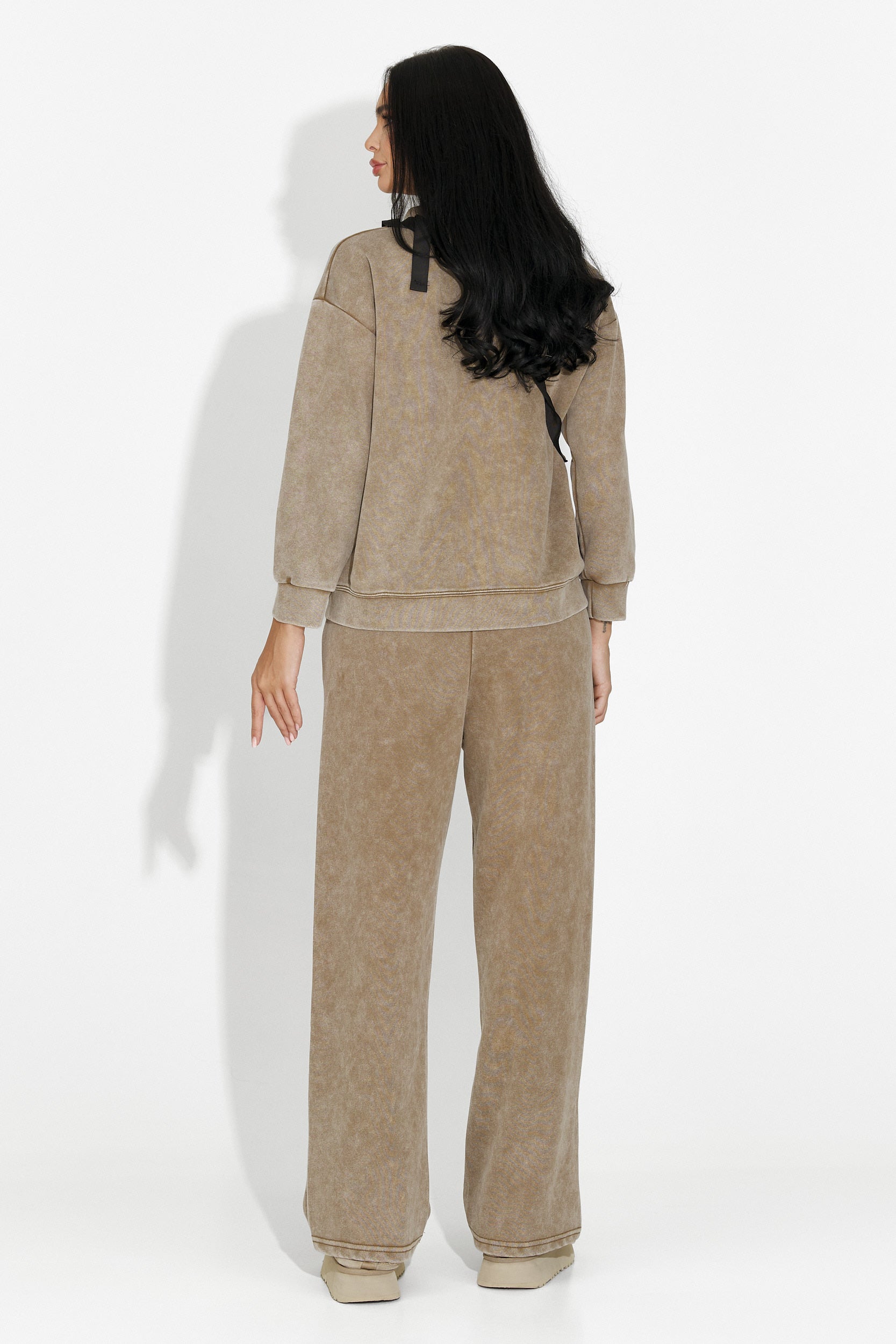 Дамско кежуал облекло за тренировка в кафяво Dionea Bogas