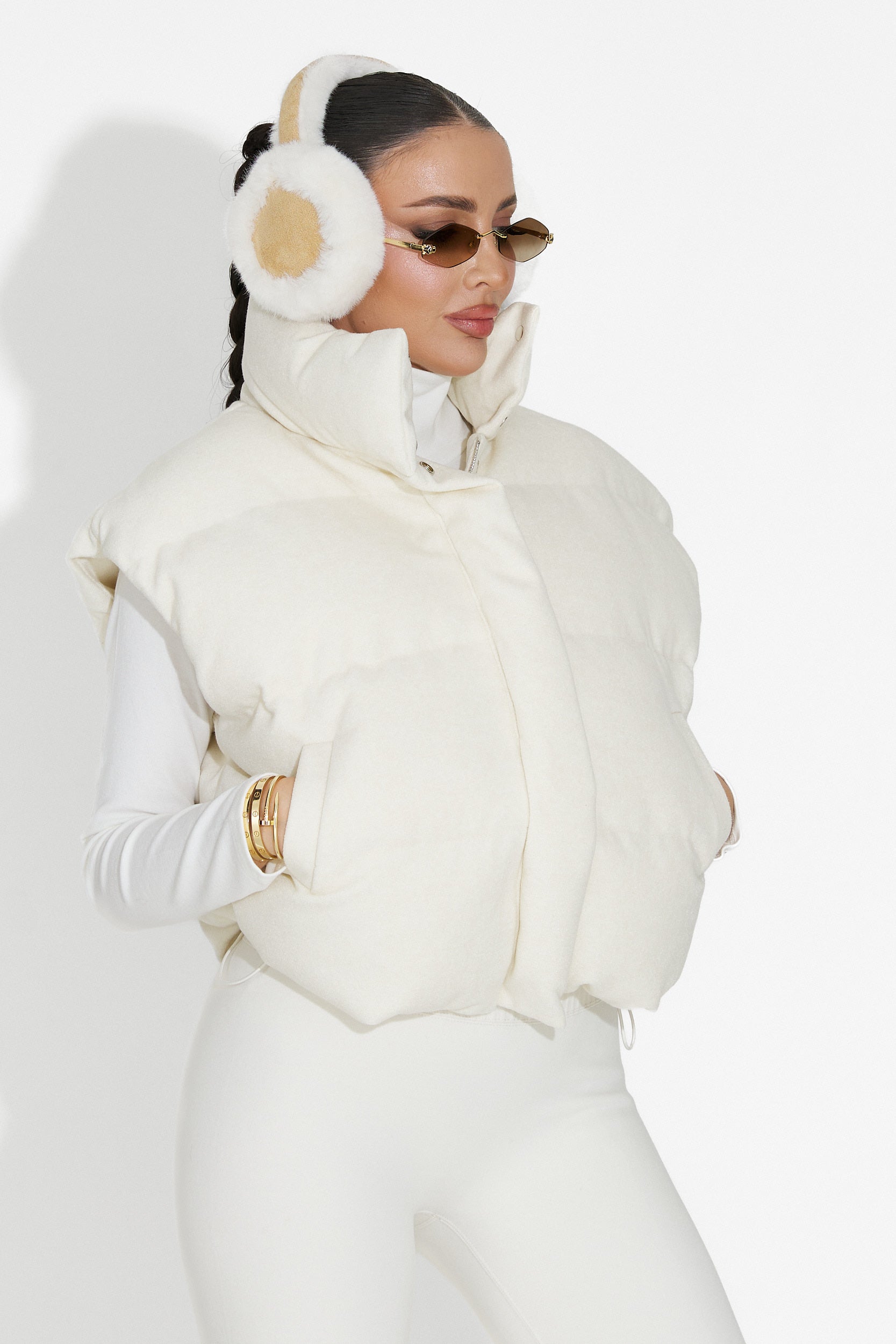 Кежуал дамска жилетка в бежово от Cendira Bogas