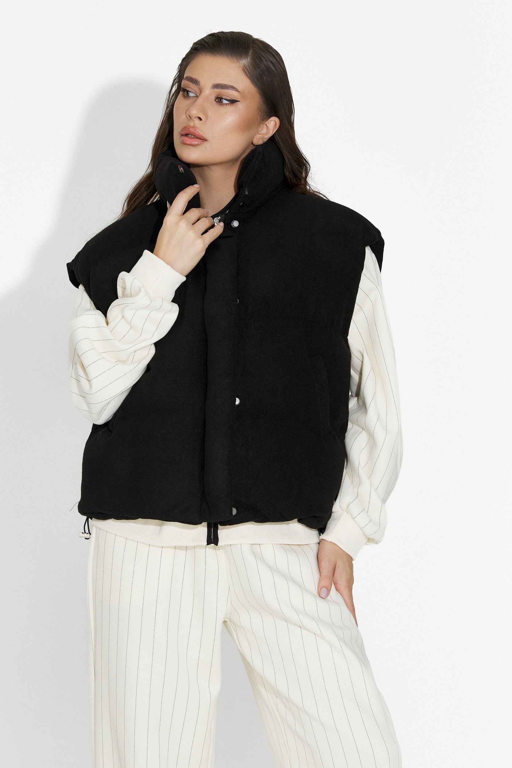 Черна дамска ежедневна жилетка Cendira Bogas