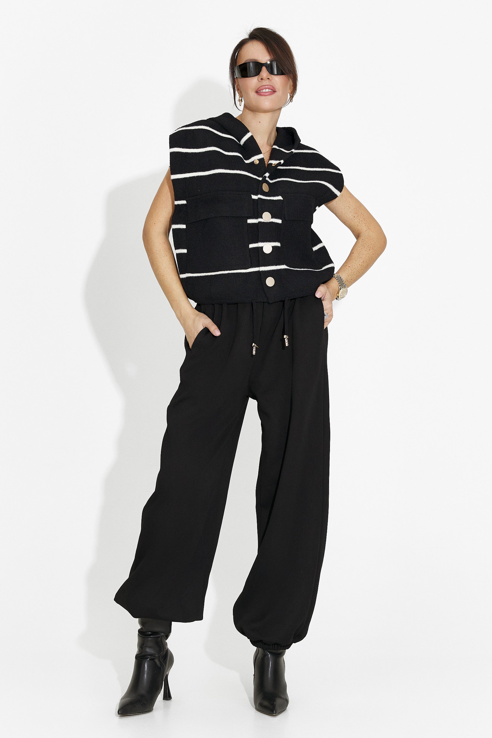 Дамска ежедневна черна жилетка Odeisa Bogas