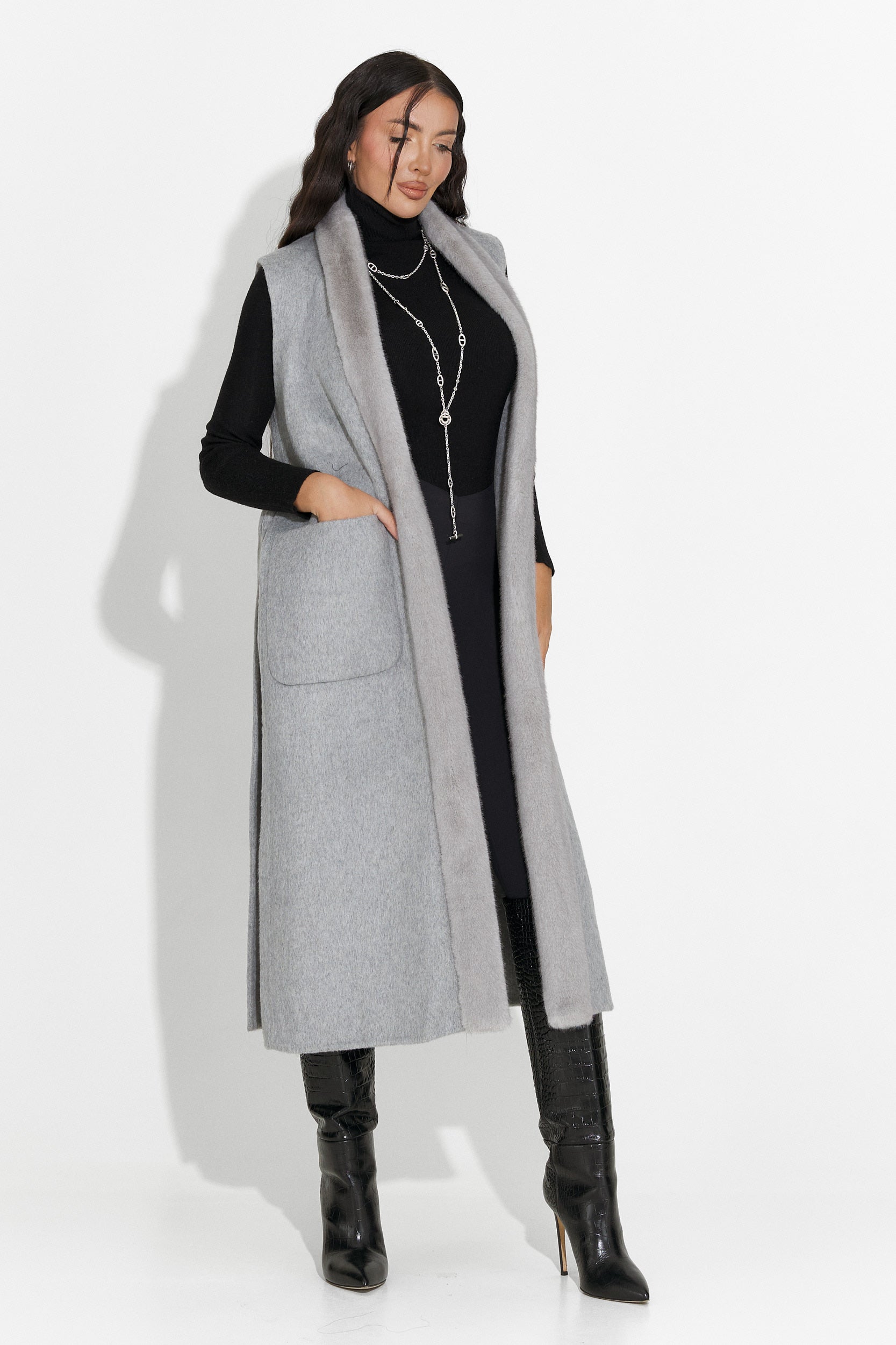 Елегантен дамски елек сив Brania Bogas