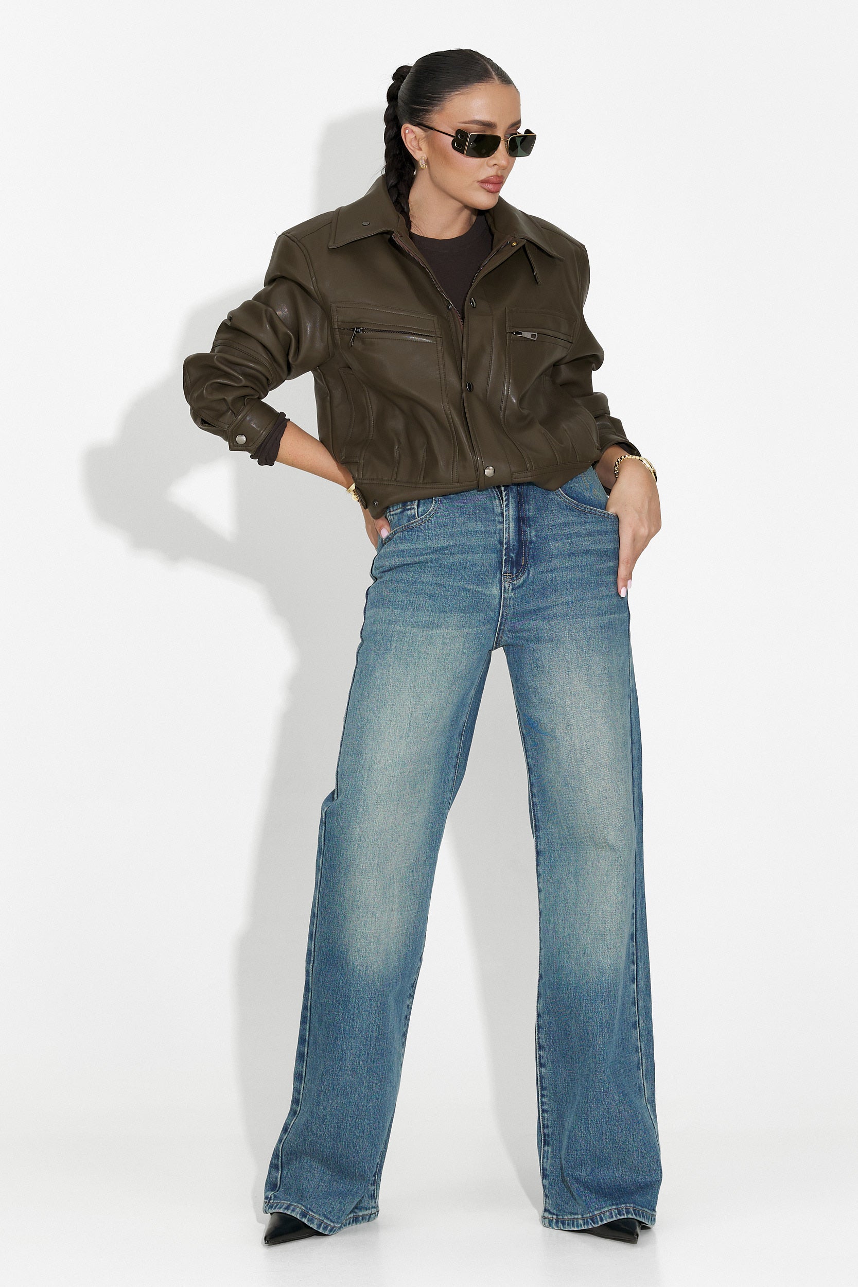 Сини дамски дънки Veyra Bogas в ежедневен стил