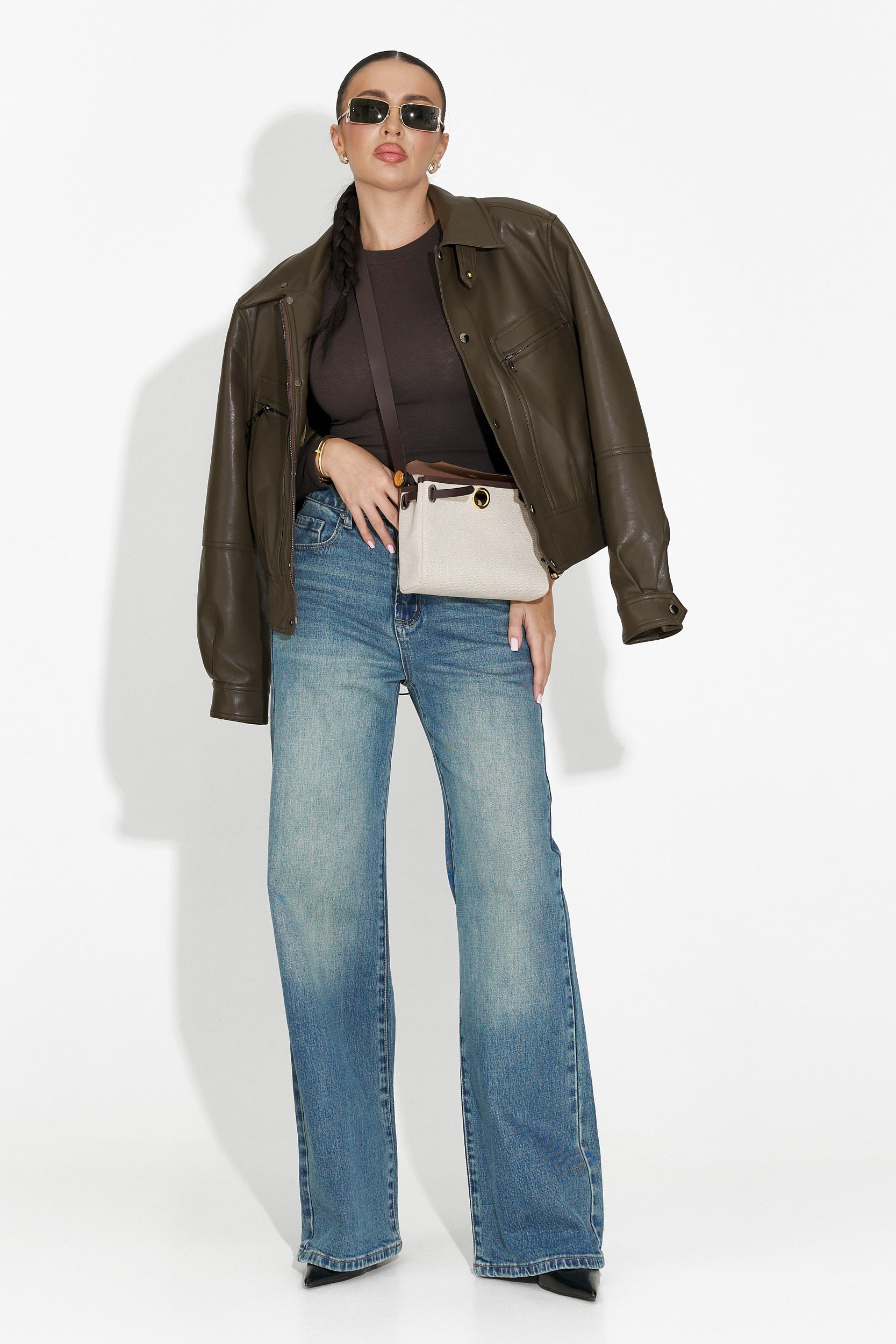 Сини дамски дънки Veyra Bogas в ежедневен стил