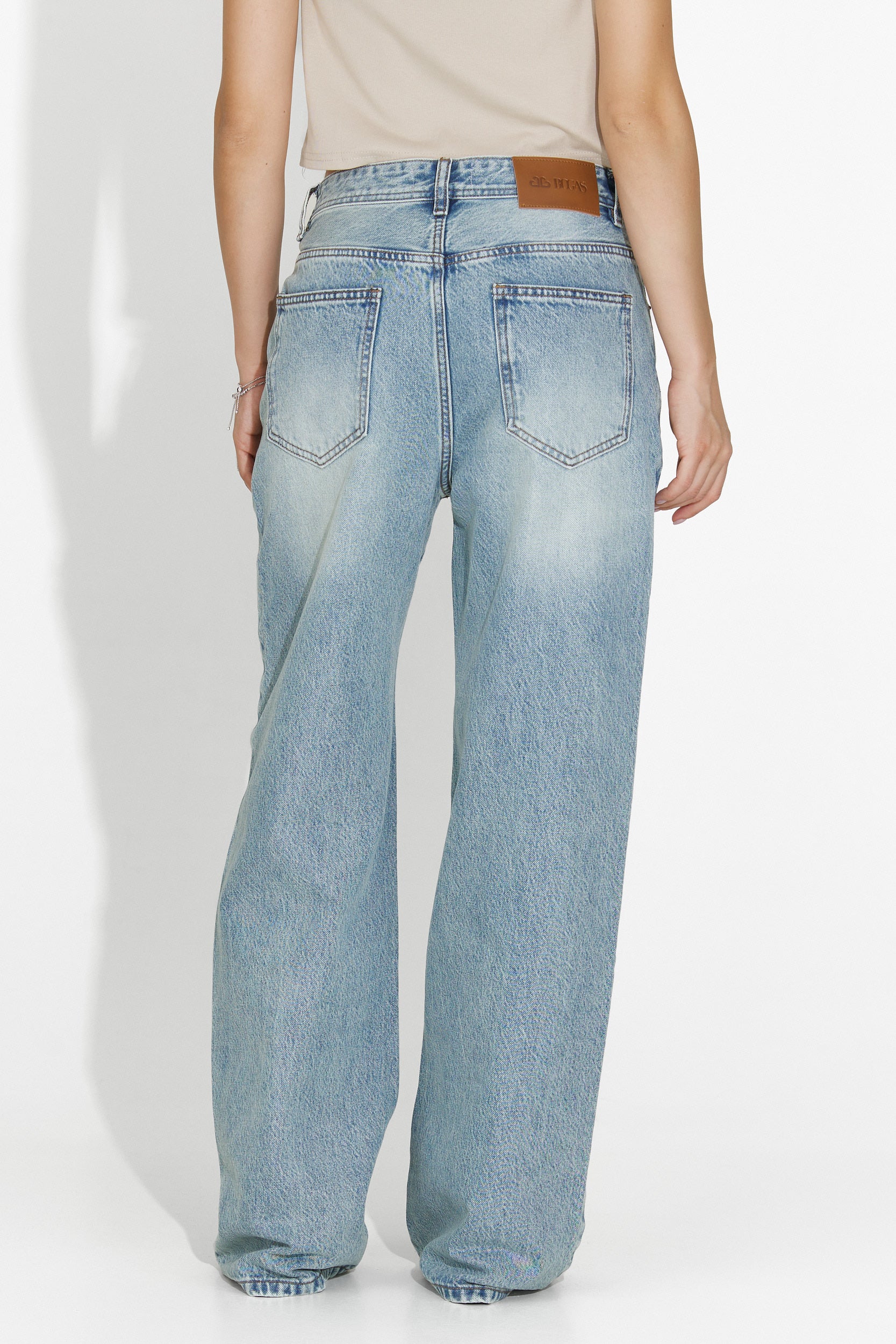 Дамски кежуал дънки в синьо Luma Bogas