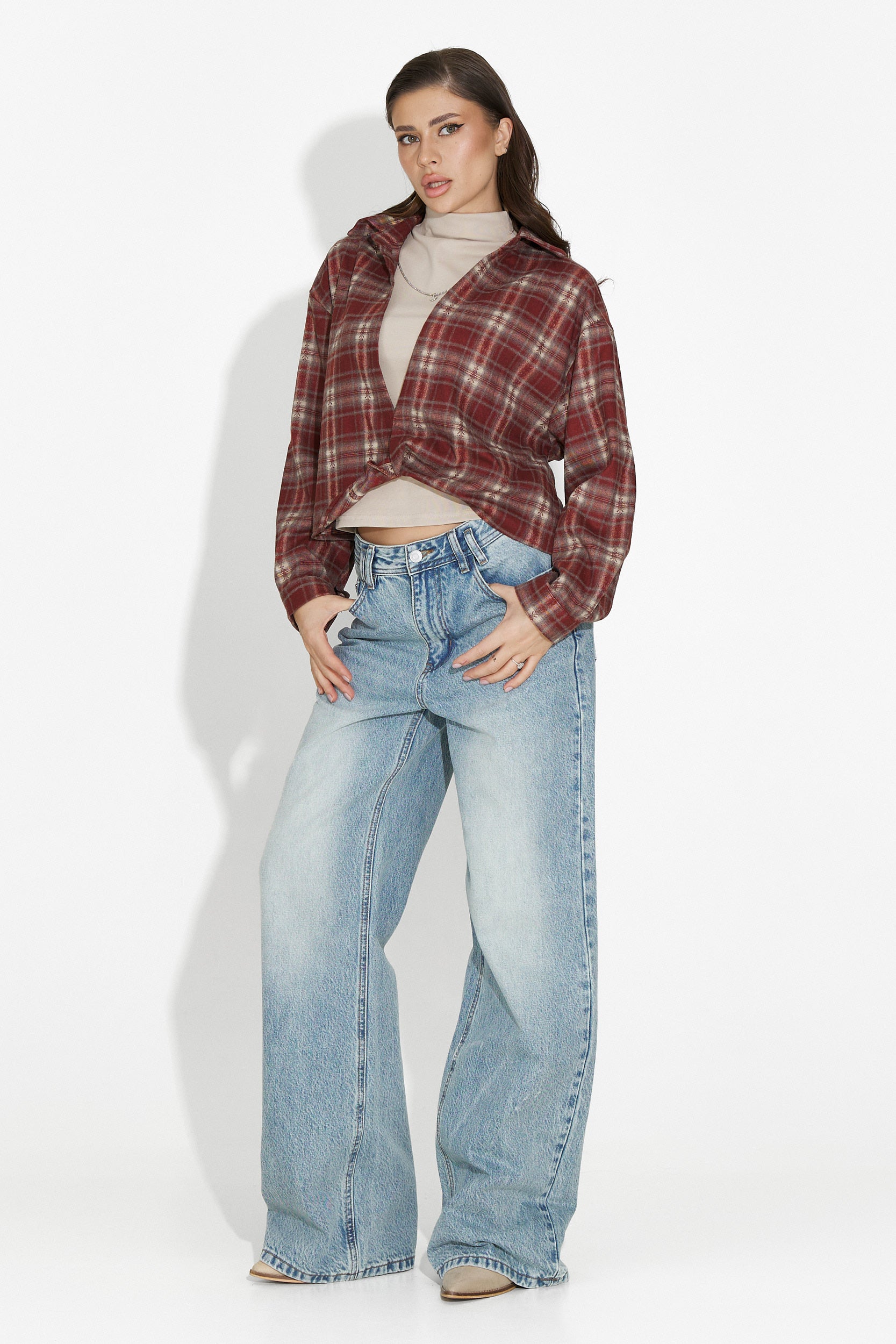 Дамски кежуал дънки в синьо Luma Bogas