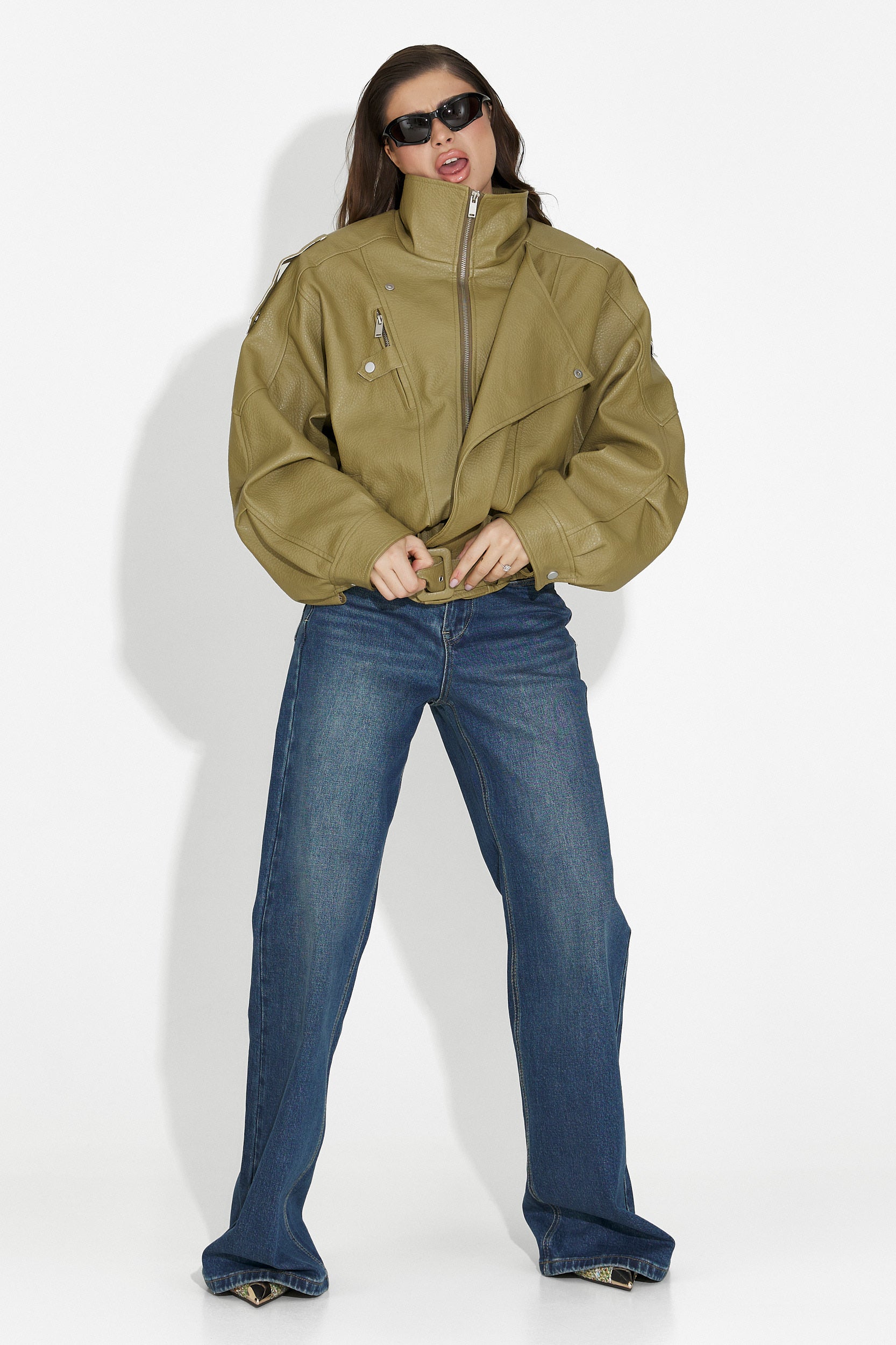 Дамски кежуал дънки в тъмносиньо от Liorena Bogas