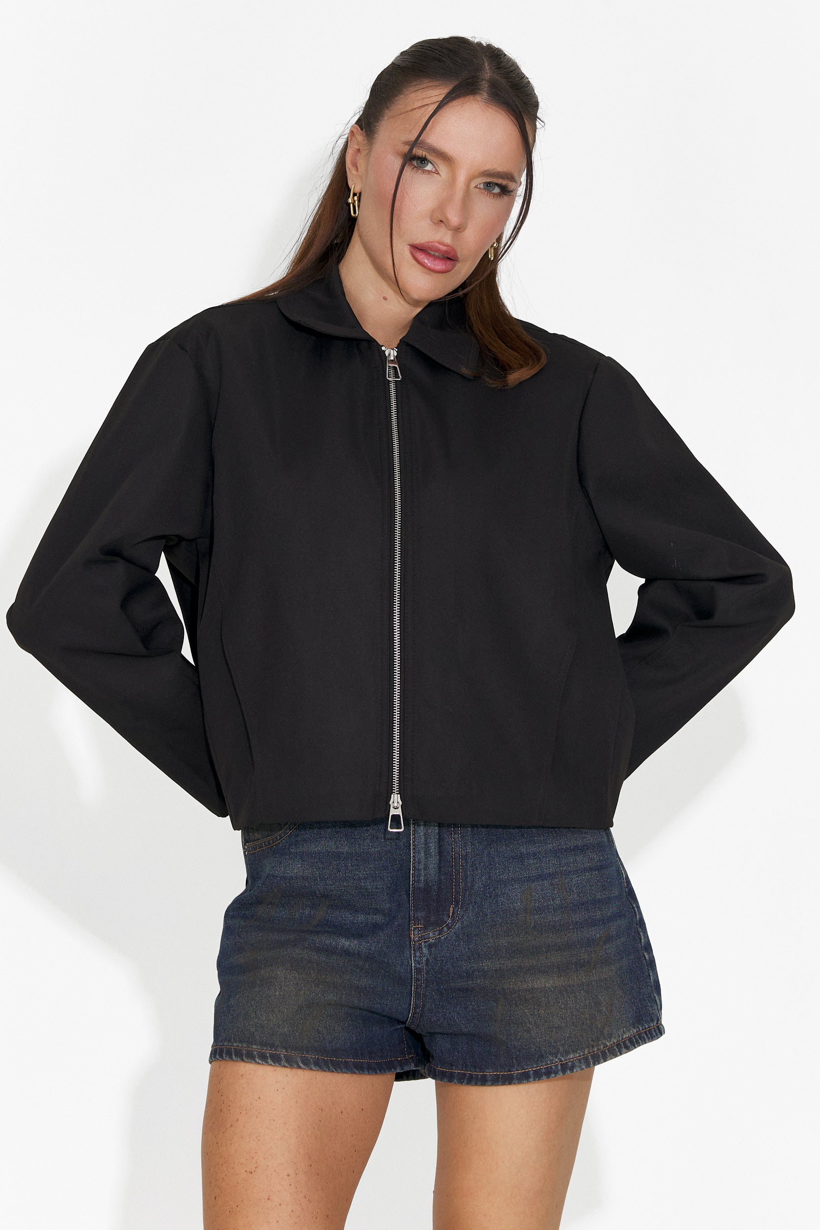 Дамски къси ежедневни дънки в тъмносиньо Cherele Bogas