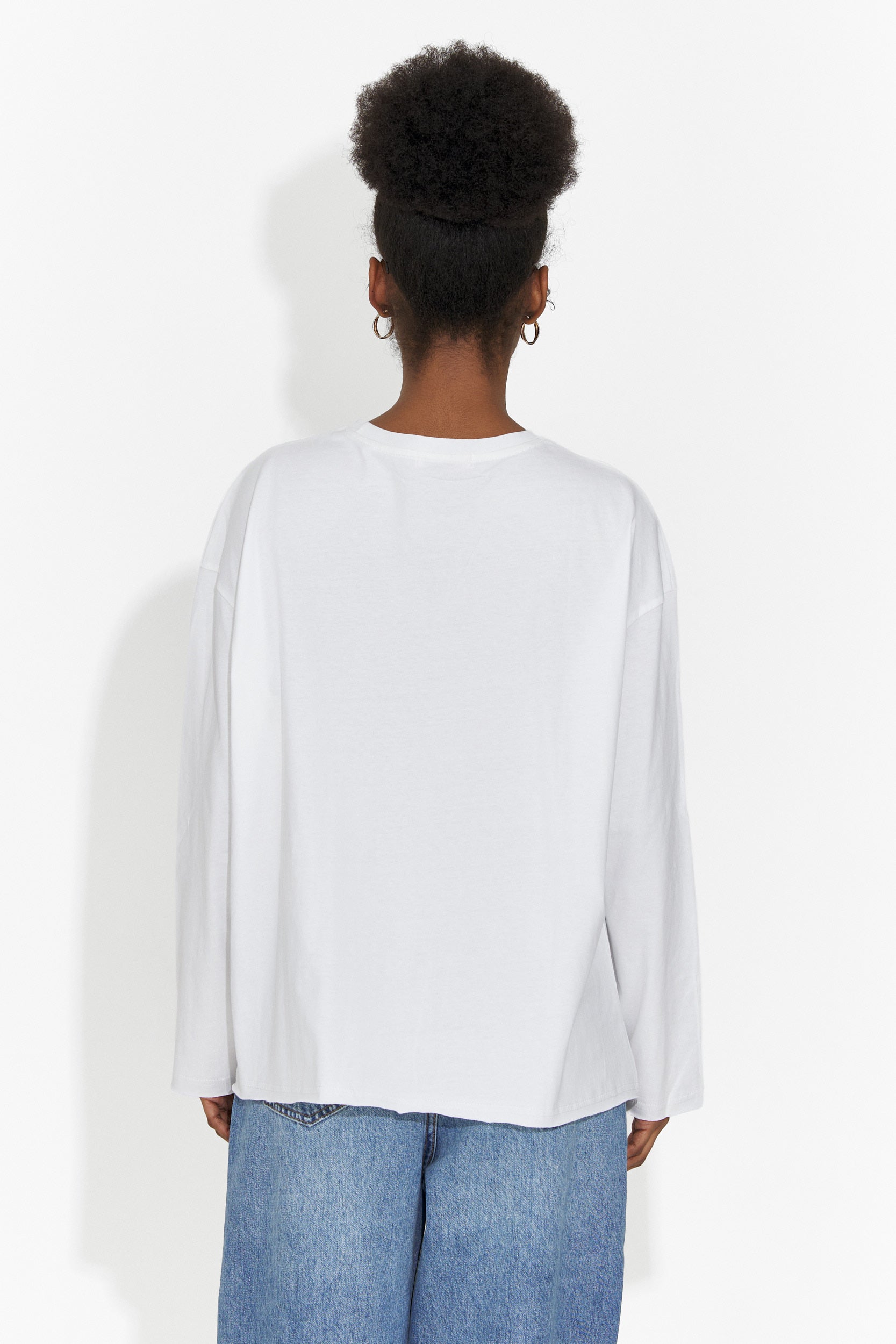 Дамска ежедневна блуза в бяло Chandana Bogas