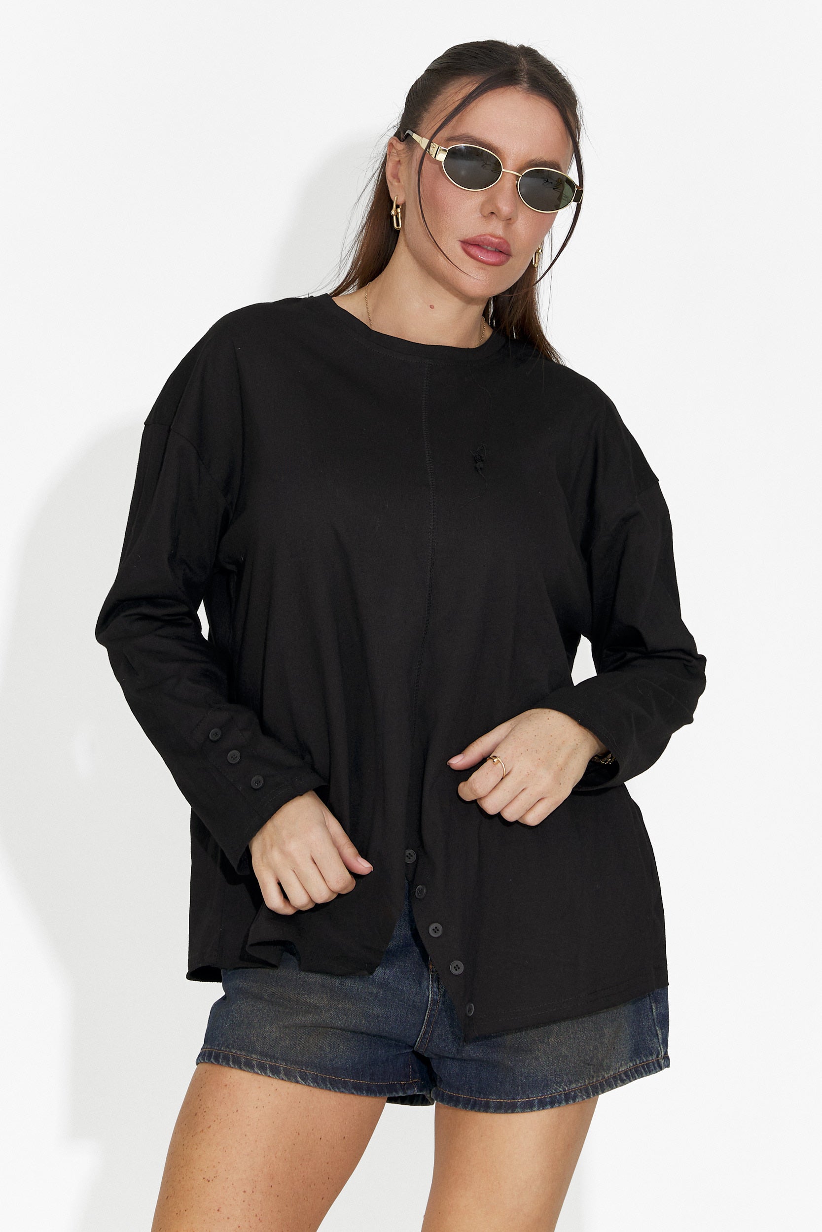 Спортна черна блуза за дами от Chandana Bogas