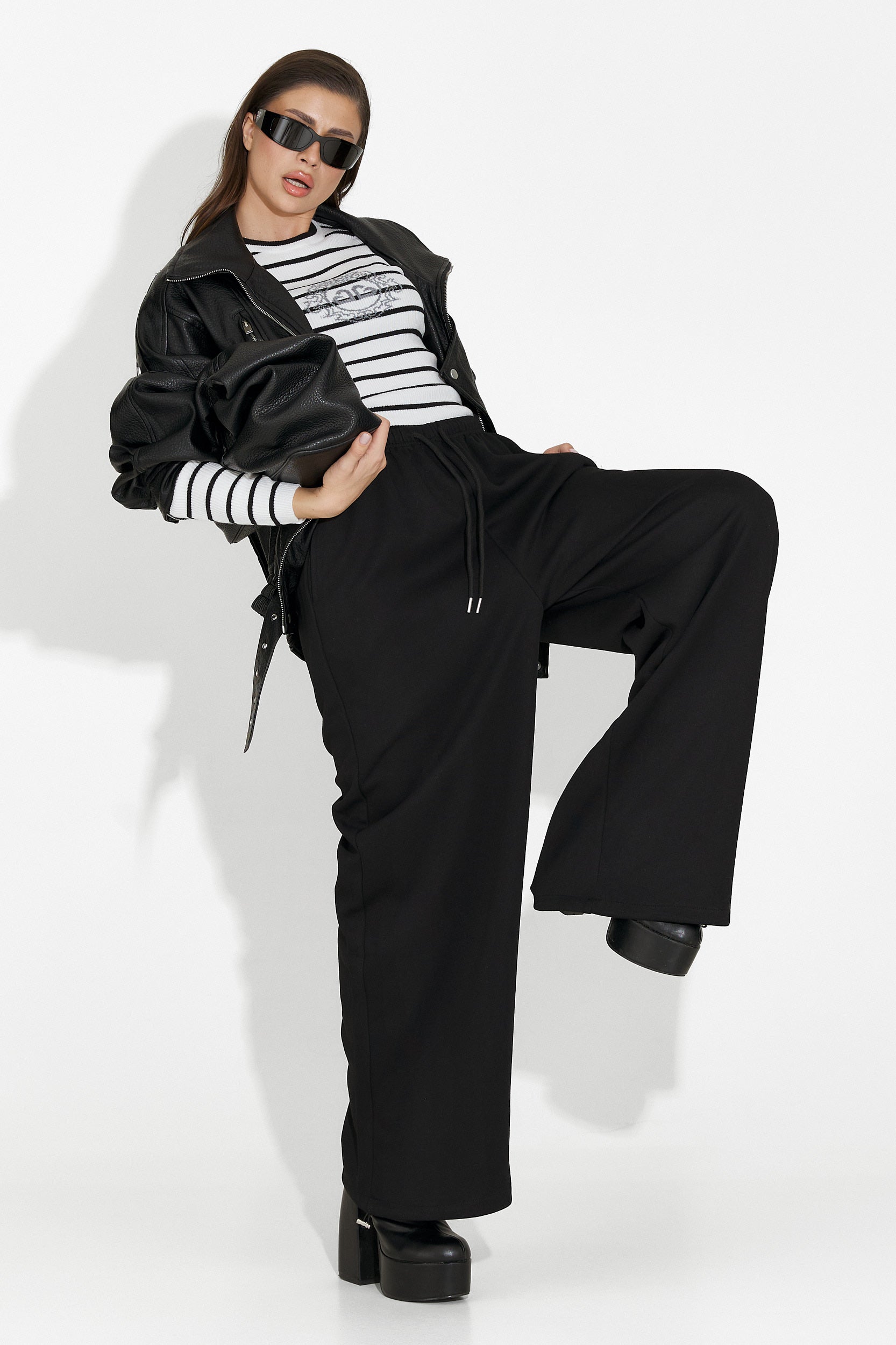 Дамска спортна блуза в бяло Yoana Bogas