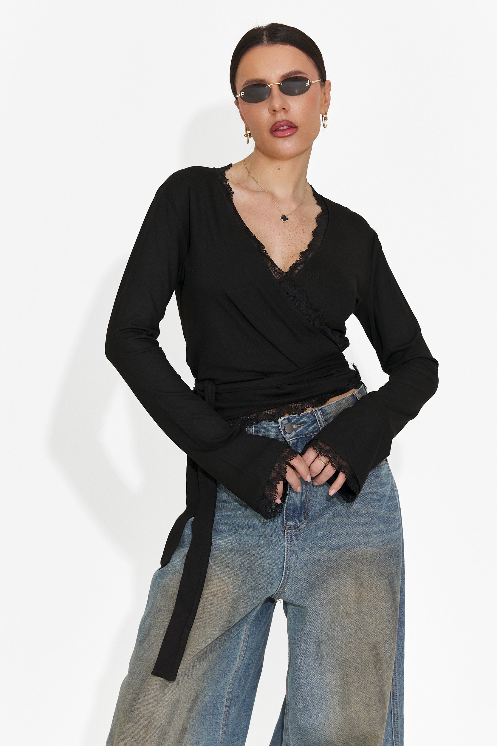 Дамска ежедневна черна блуза Zaneta Bogas