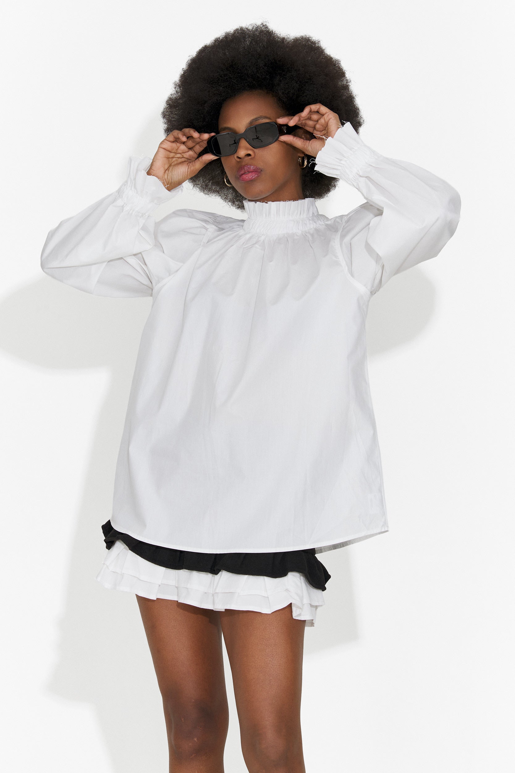 Елегантна бяла дамска риза Floriana Bogas