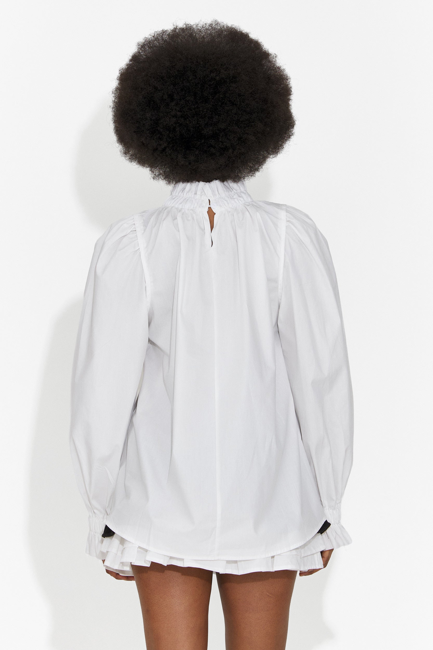 Елегантна бяла дамска риза Floriana Bogas