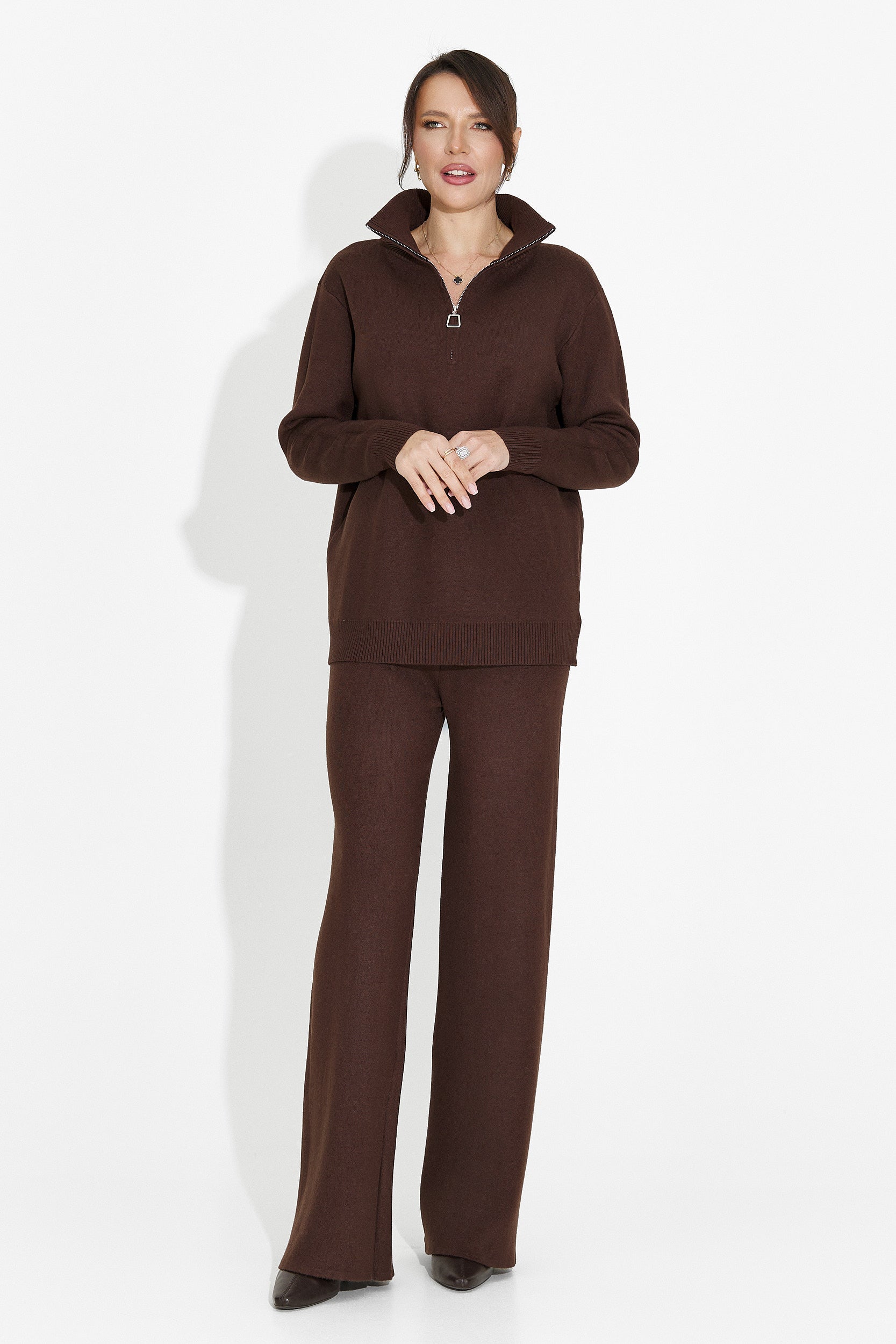 Костюм с кафяви панталони Lebrisa Bogas