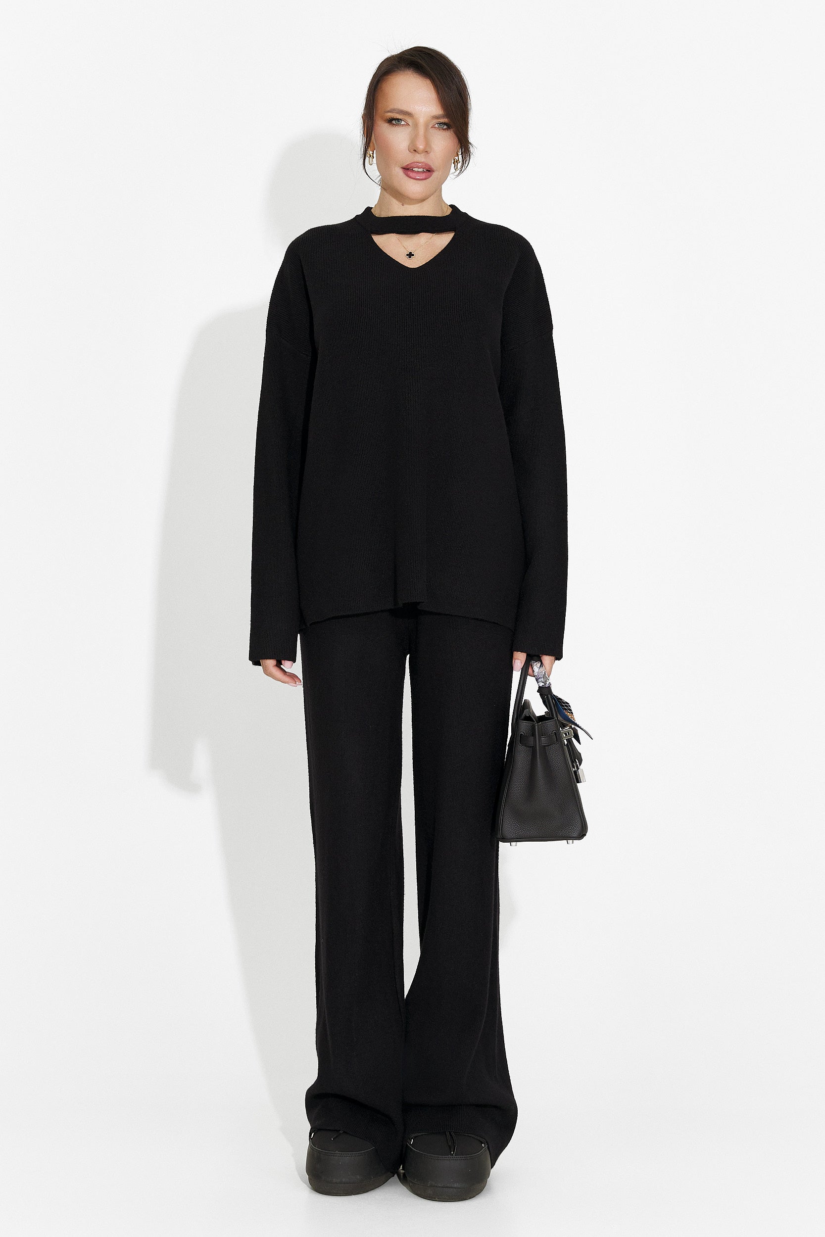 Черен комплект с панталони Kania Bogas