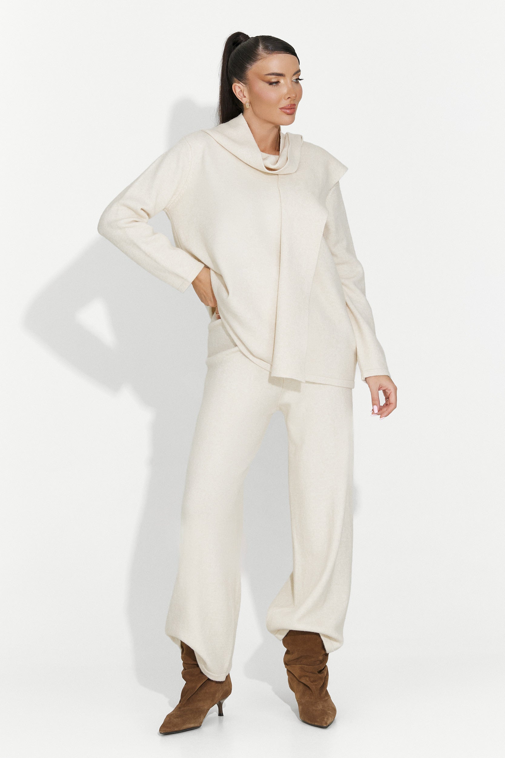 Дамски комплект ежедневен бежов Vencilie Bogas