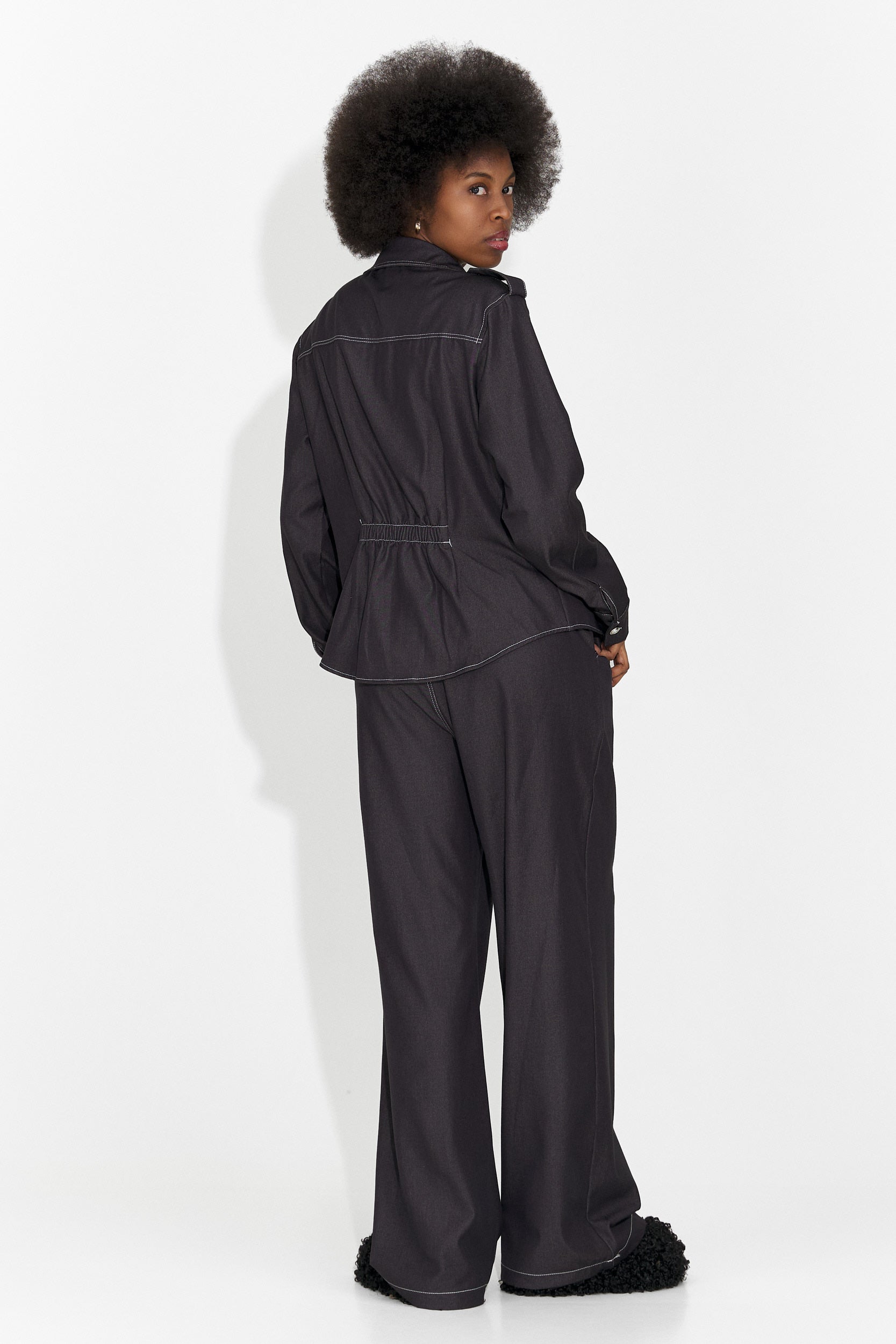 Дамски ежедневен комплект в черно Vertija Bogas