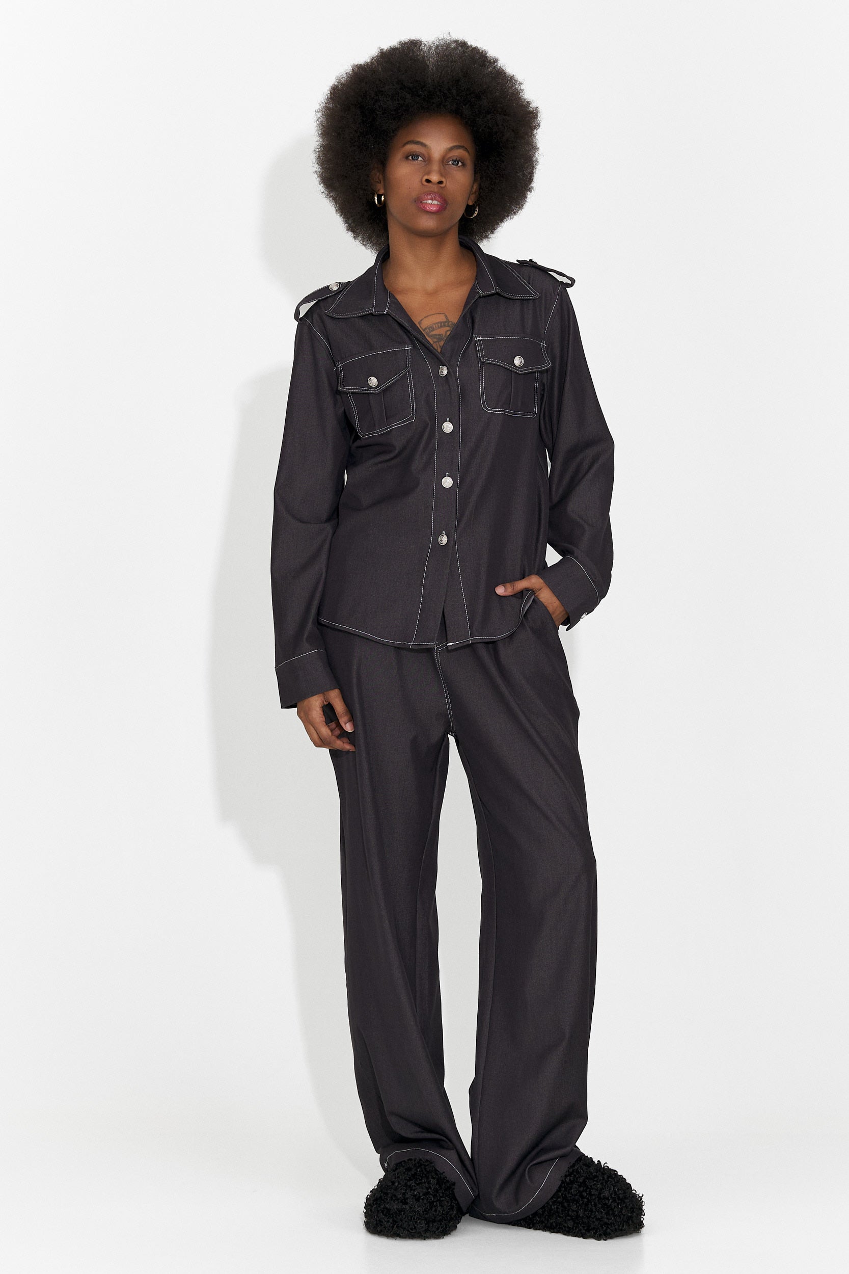 Дамски ежедневен комплект в черно Vertija Bogas