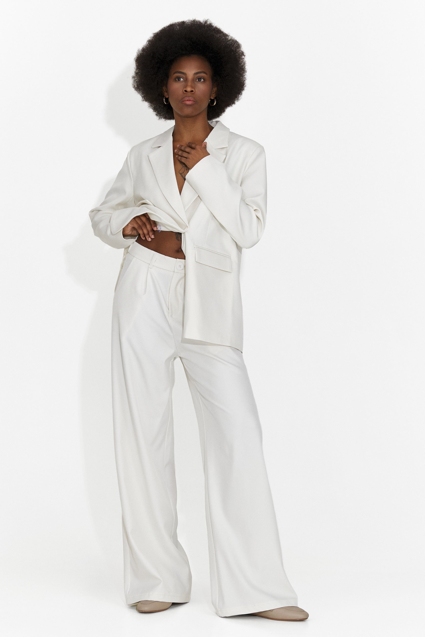 Елегантен дамски комплект в кремаво Timelia Bogas