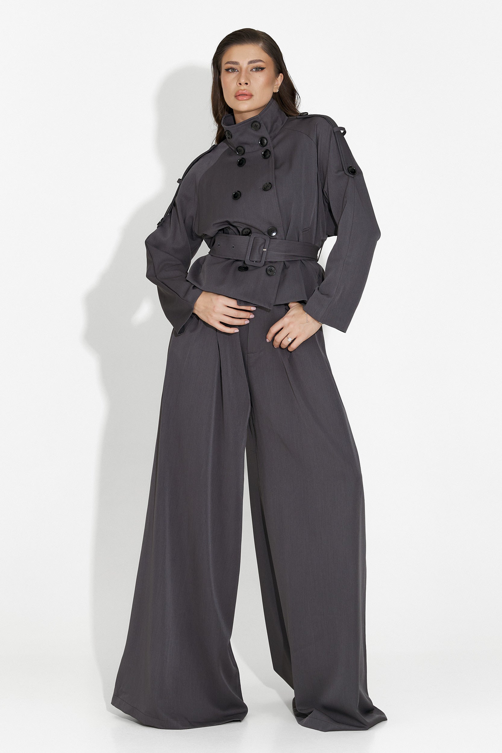 Елегантен дамски комплект в сиво Belora Bogas