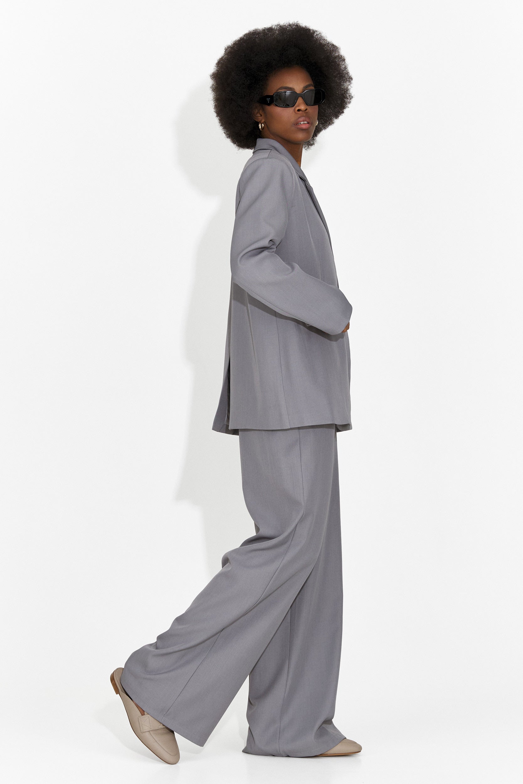 Елегантен дамски комплект в сиво Timelia Bogas