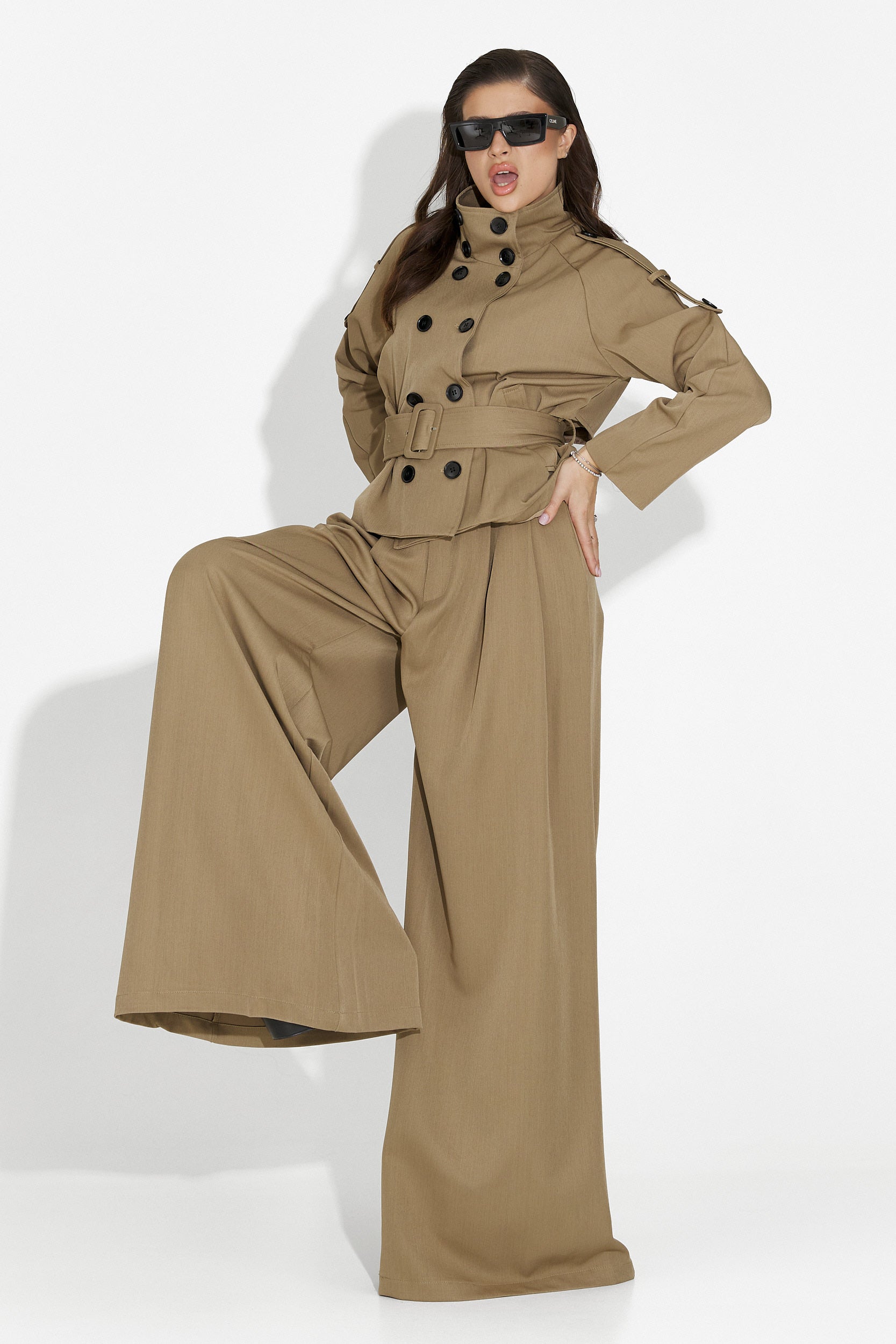 Елегантен дамски комплект в кафяво от Belora Bogas